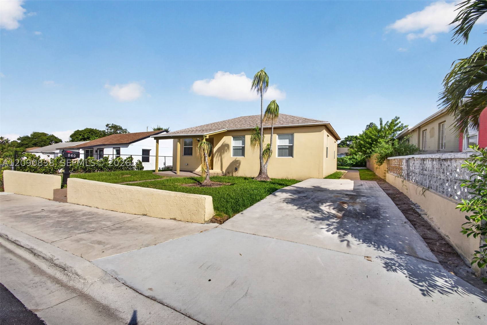840 W 4th St #-, Riviera Beach FL 33404