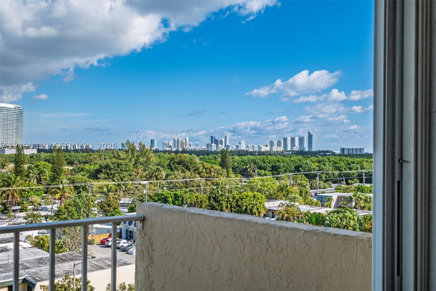2350 NE 135th St #811, North Miami FL 33181