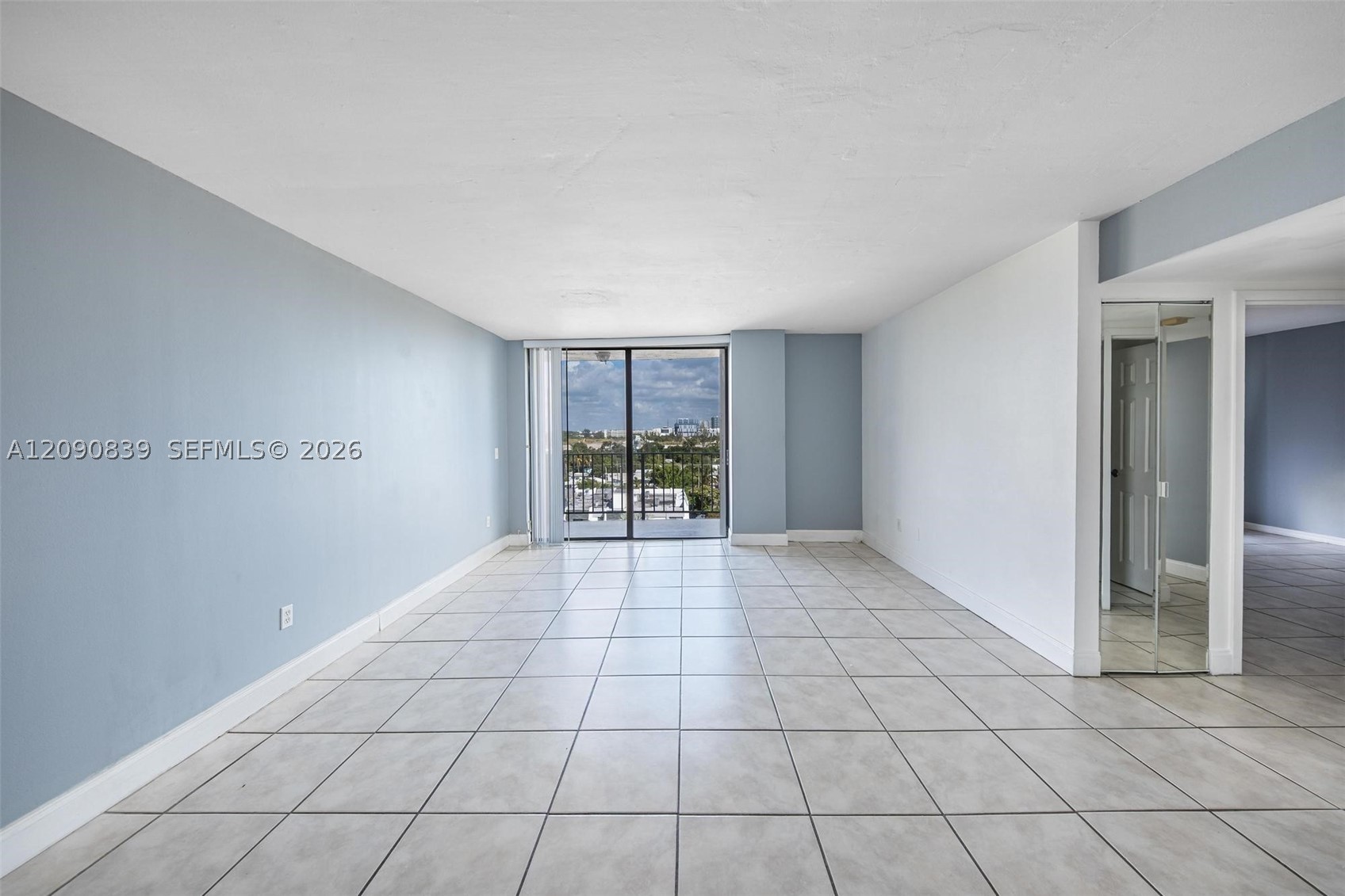 2350 NE 135th St #811, North Miami FL 33181