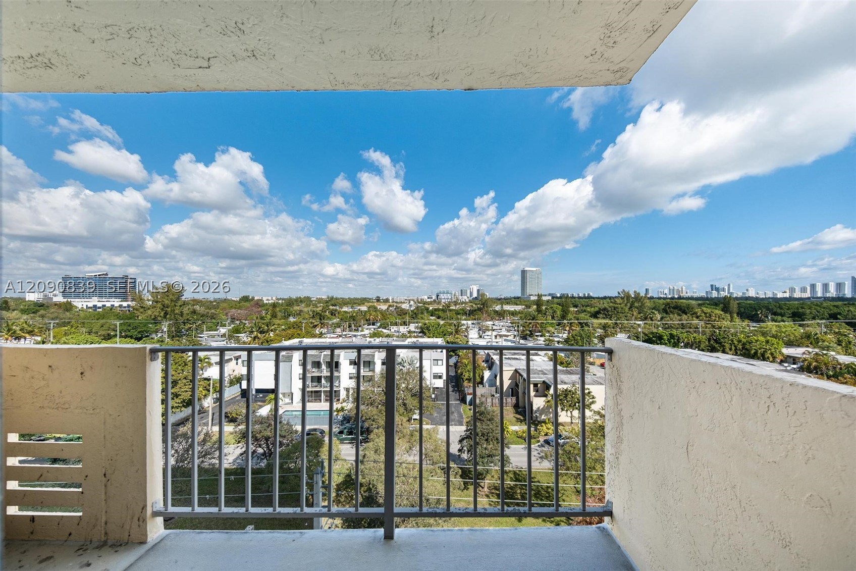 2350 NE 135th St #811, North Miami FL 33181