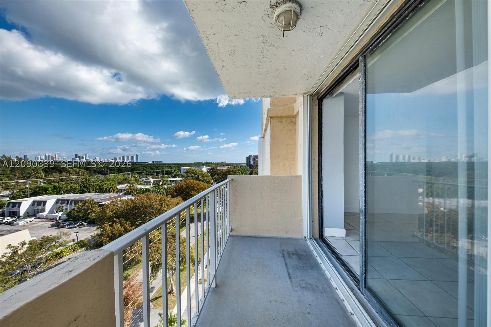 2350 NE 135th St #811, North Miami FL 33181