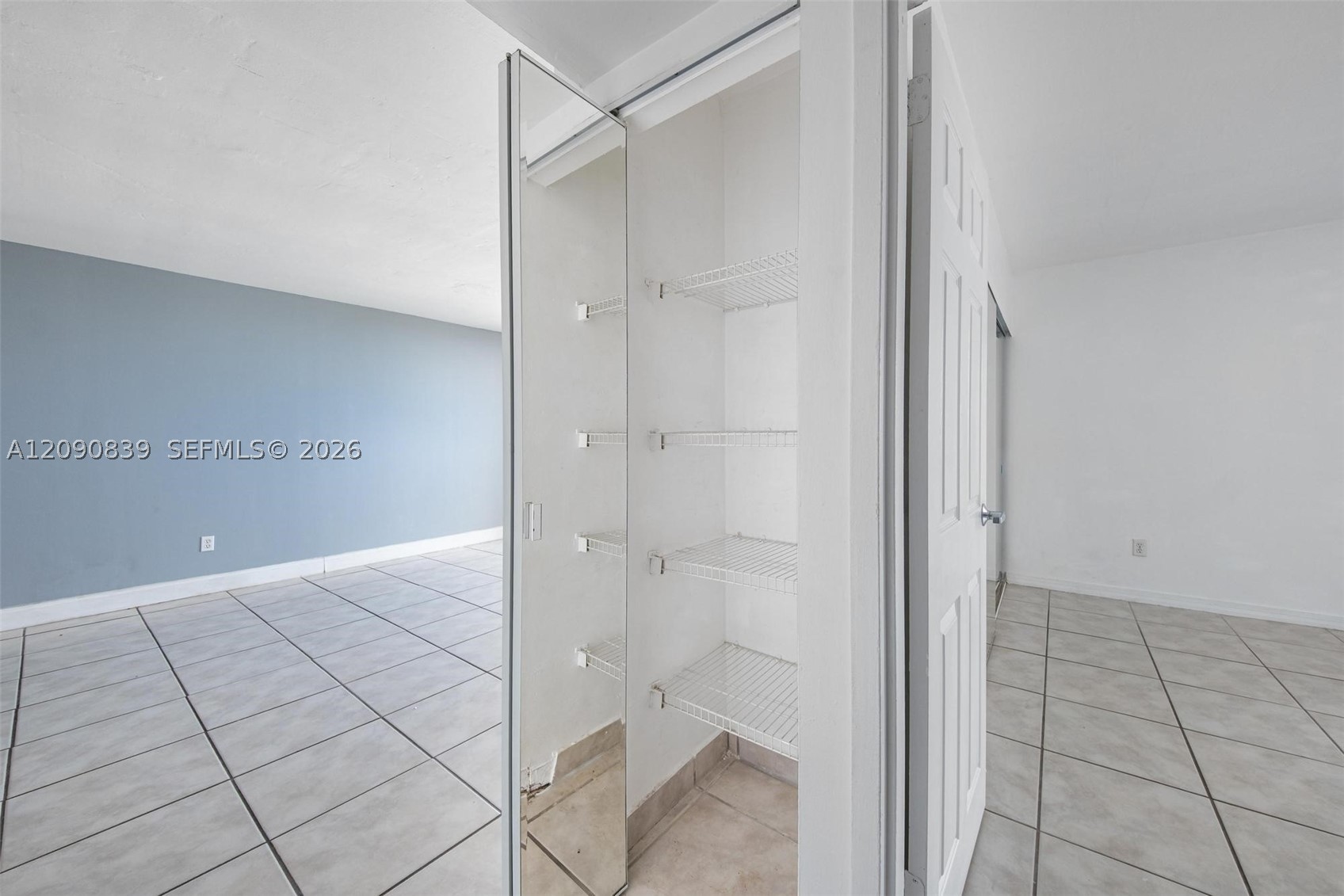 2350 NE 135th St #811, North Miami FL 33181