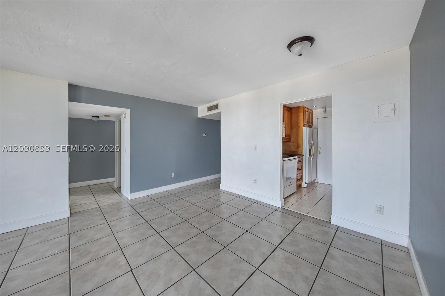 2350 NE 135th St #811, North Miami FL 33181