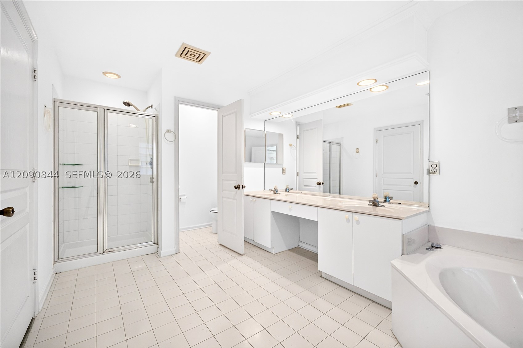 5868 N Plum Bay Pkwy #5868, Tamarac FL 33321