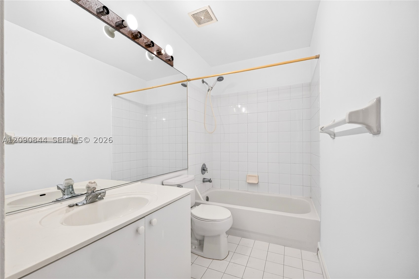 5868 N Plum Bay Pkwy #5868, Tamarac FL 33321