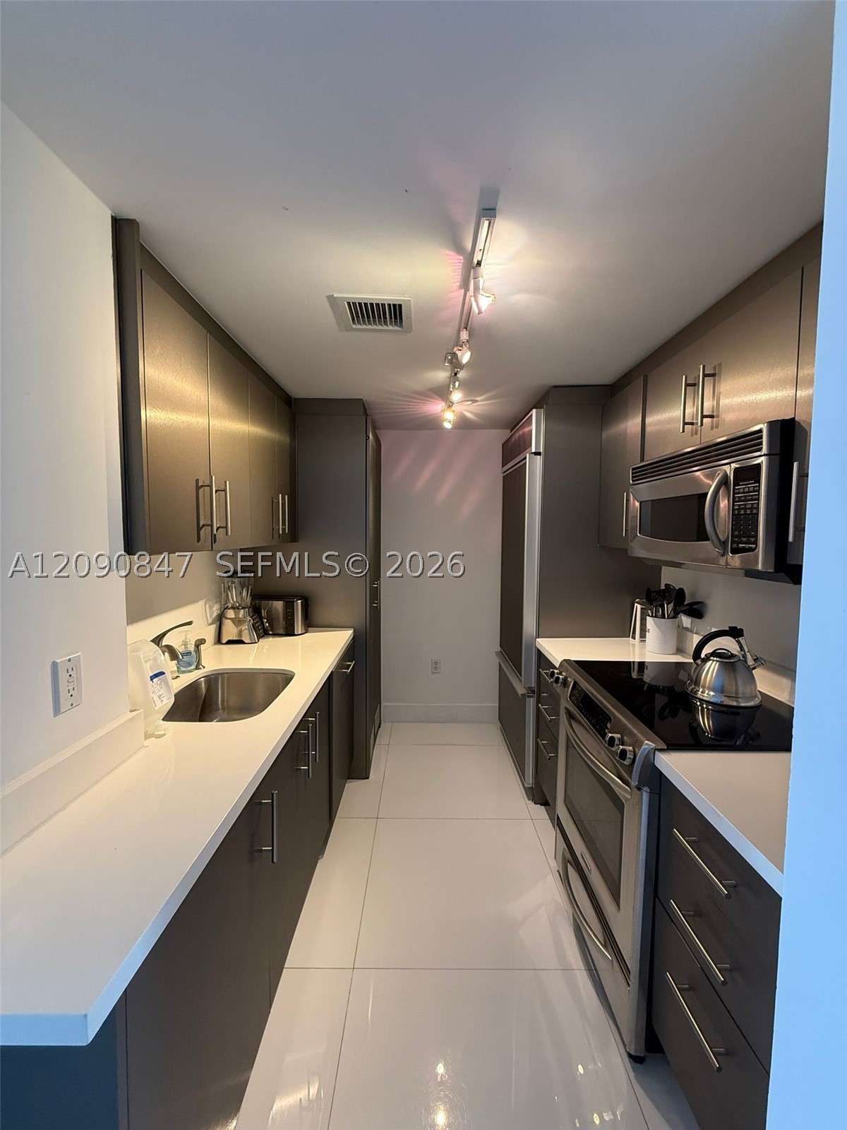 10275 Collins Ave #619, Bal Harbour FL 33154