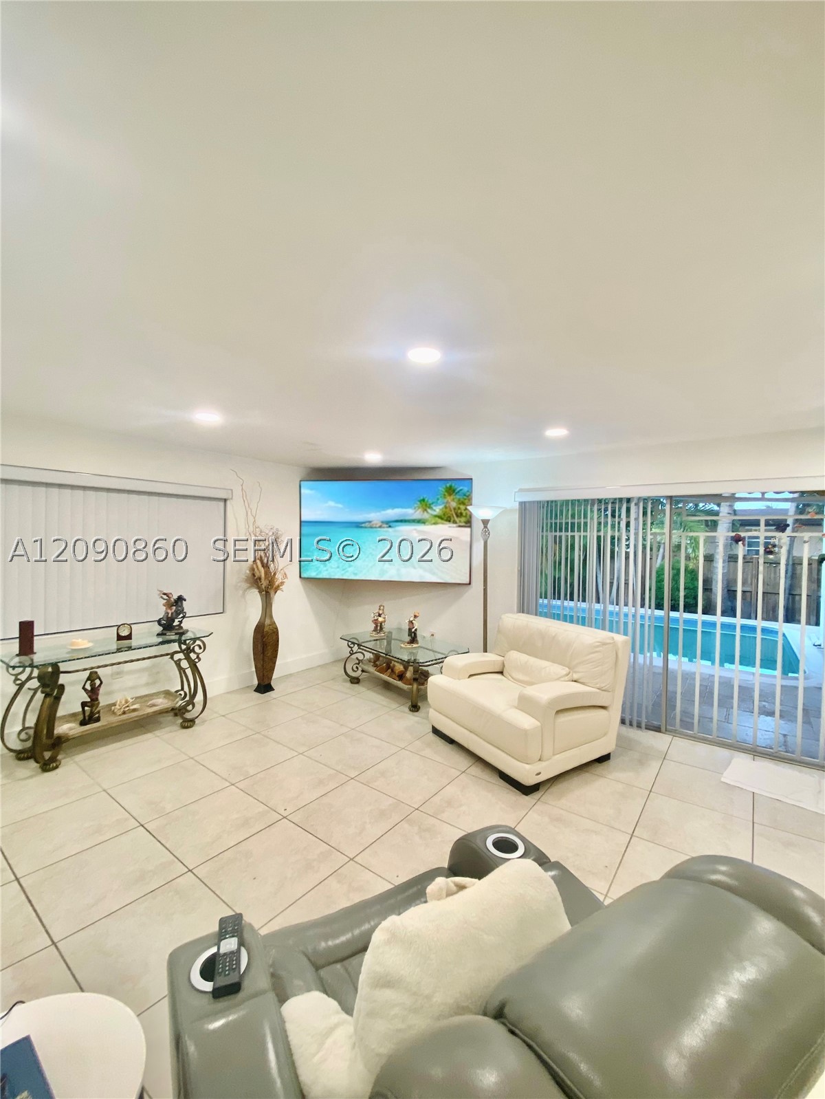 10665 SW 6 St, Miami FL 33174