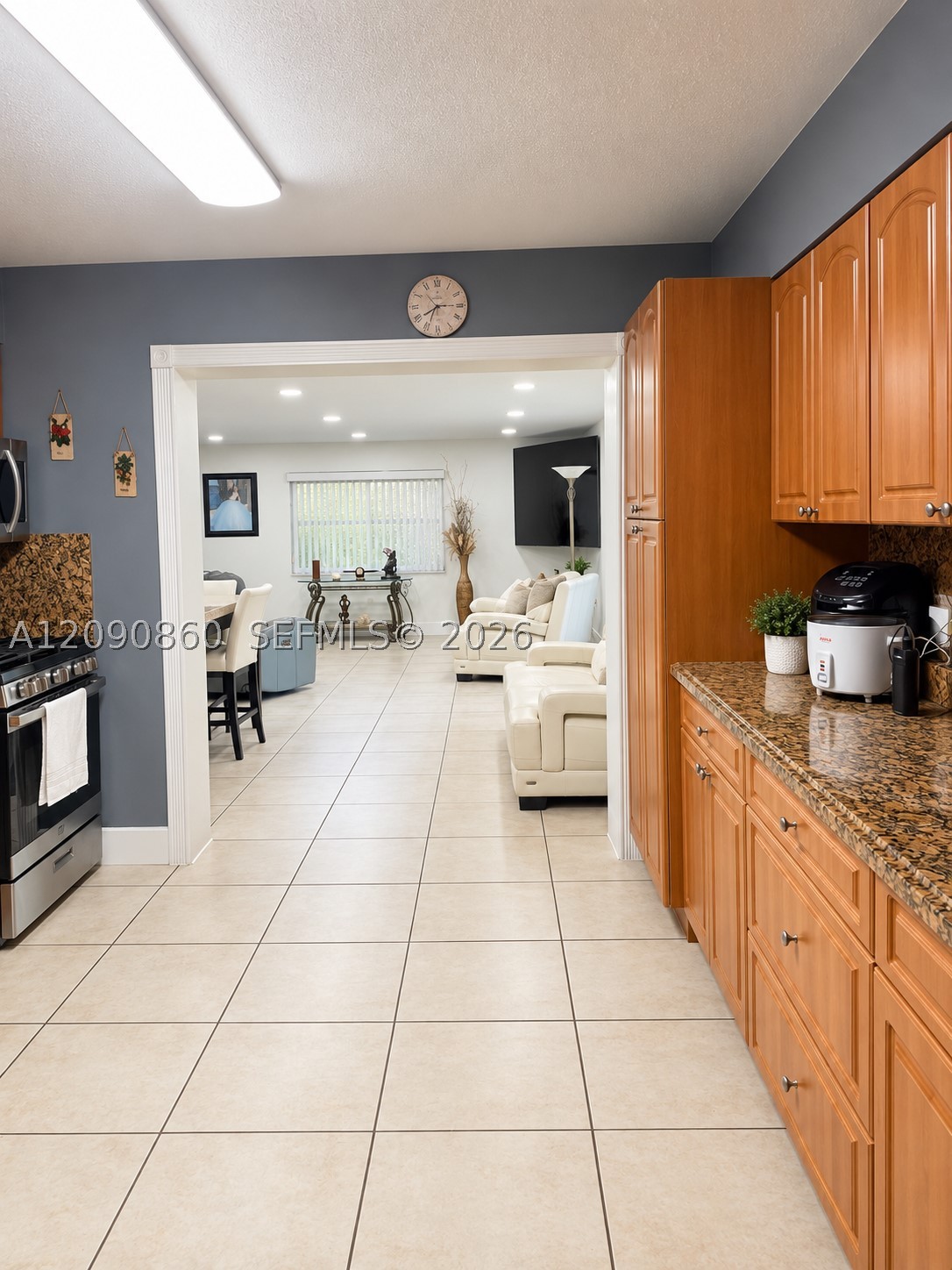 10665 SW 6 St, Miami FL 33174