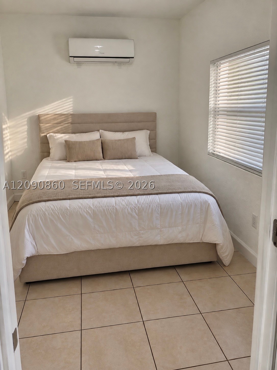 10665 SW 6 St, Miami FL 33174