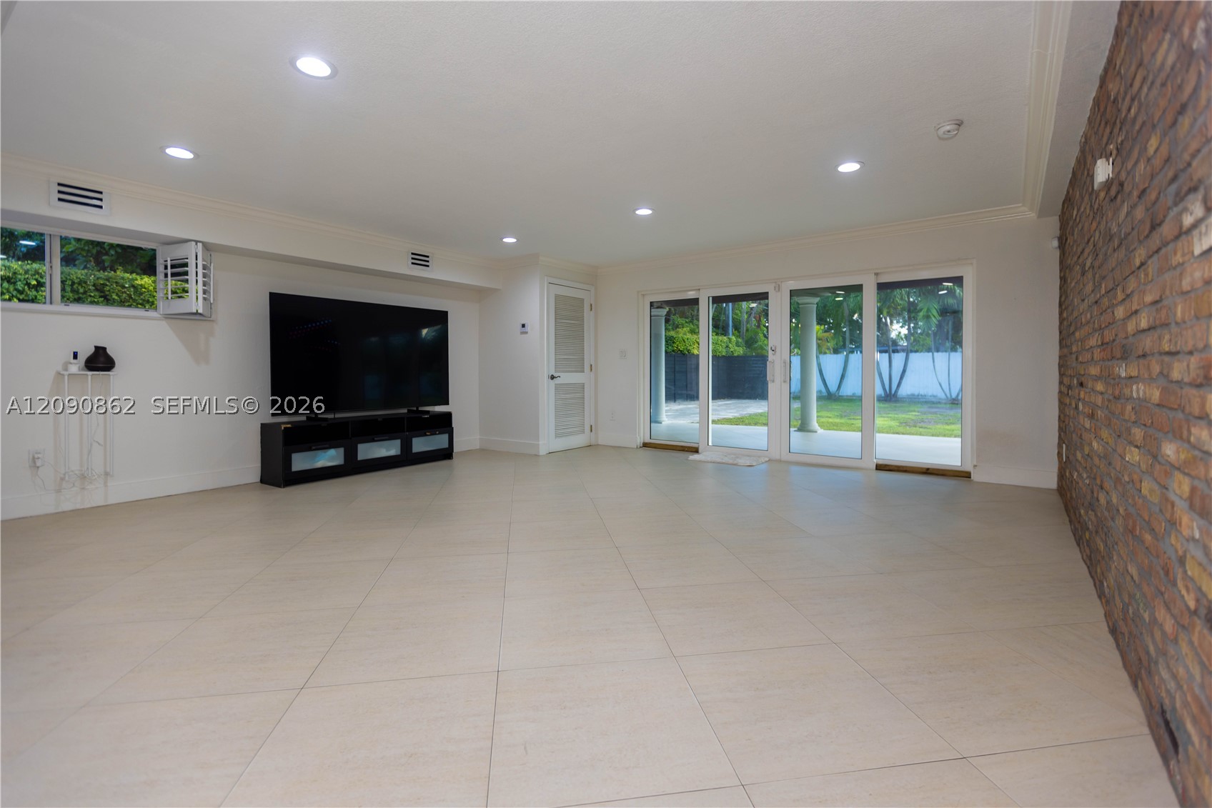 4301 SW 85th Ave, Miami FL 33155