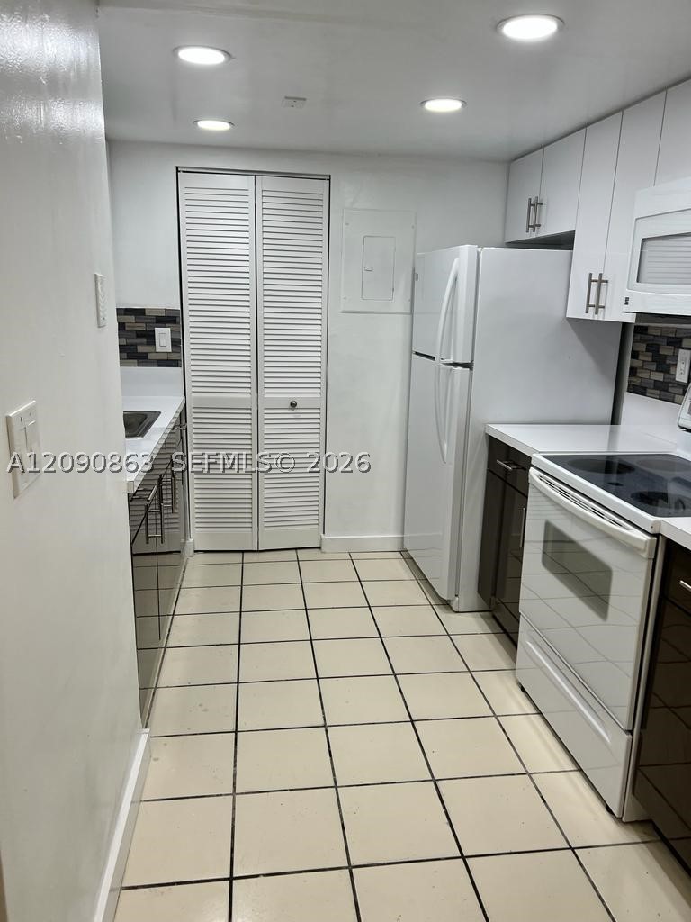 536 NW 114th Ave #102, Sweetwater FL 33172