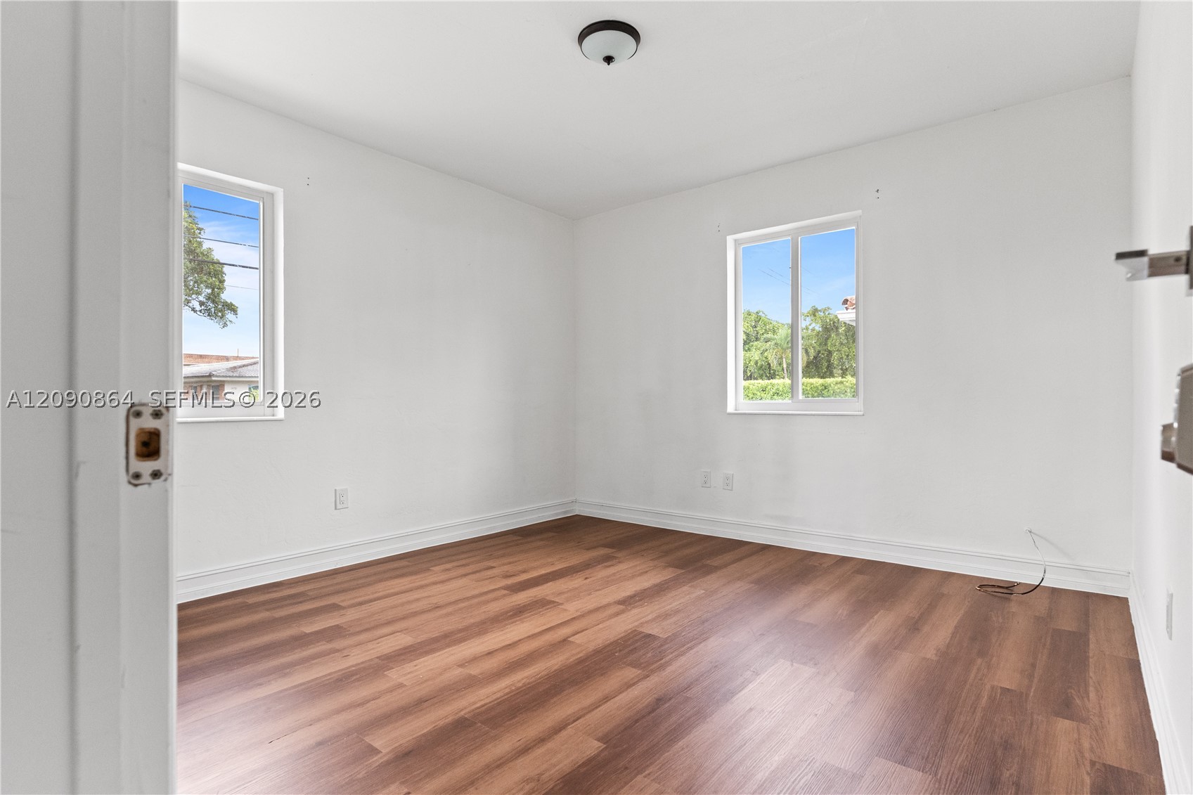 580 Lee Dr, Miami Springs FL 33166