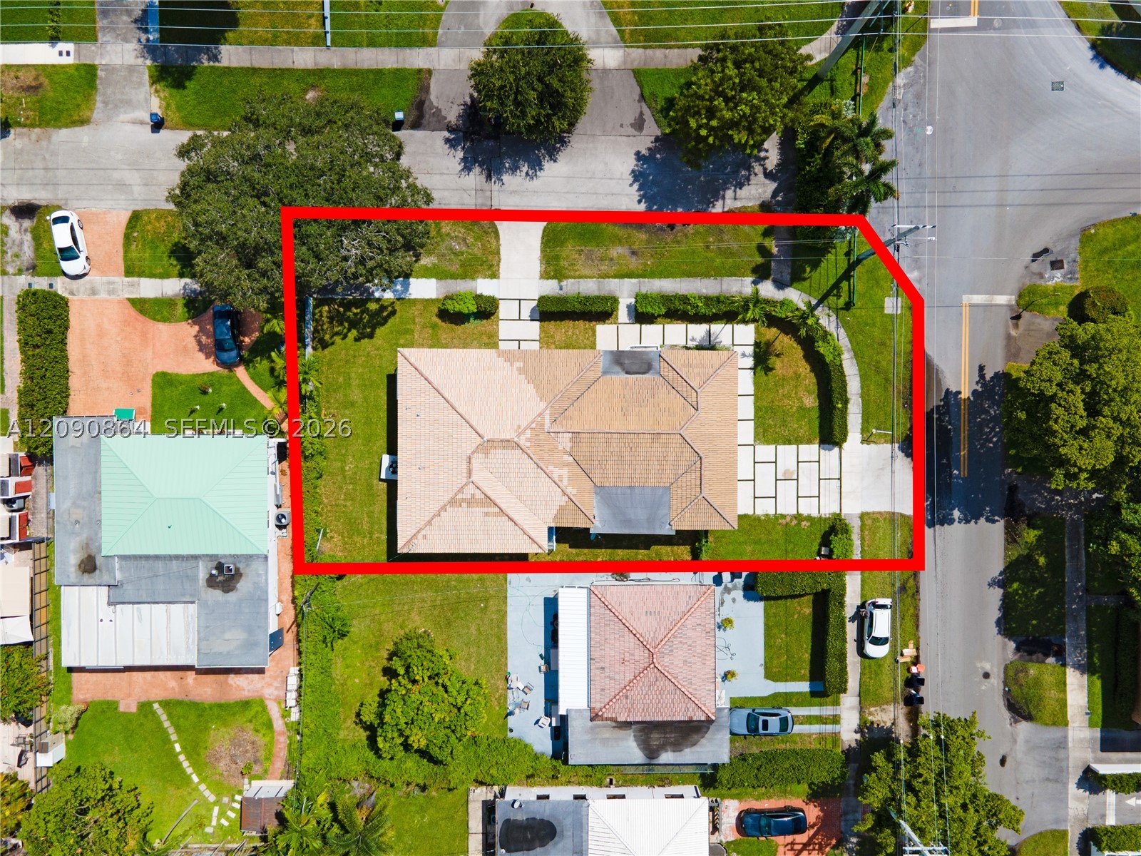 580 Lee Dr, Miami Springs FL 33166