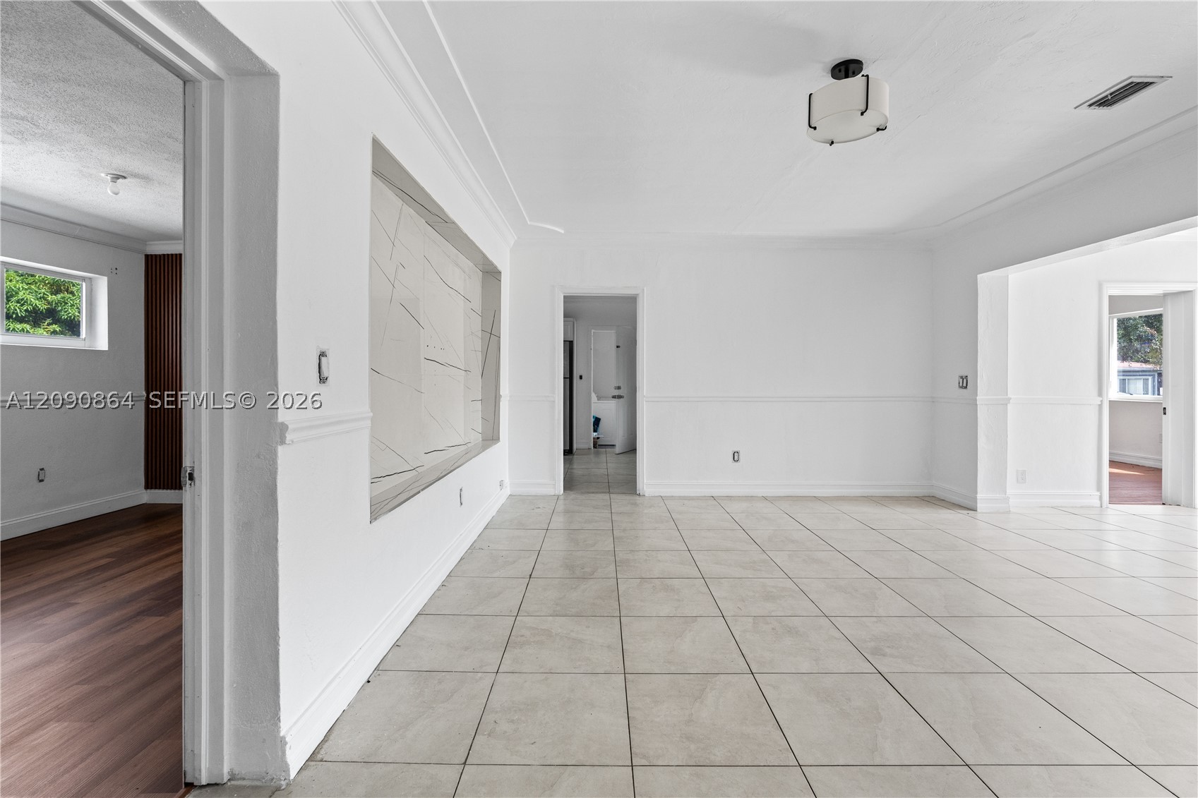 580 Lee Dr, Miami Springs FL 33166