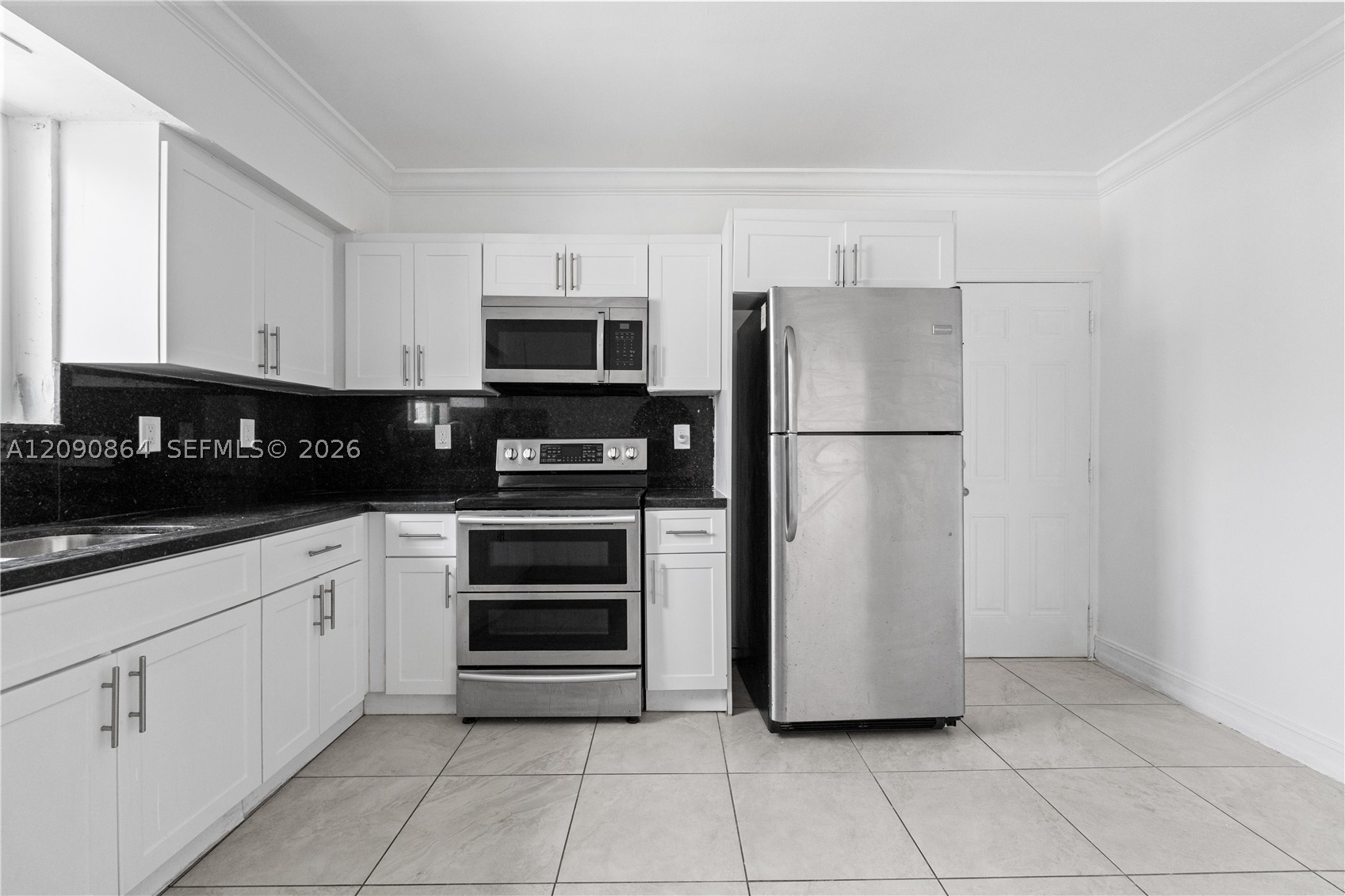 580 Lee Dr, Miami Springs FL 33166