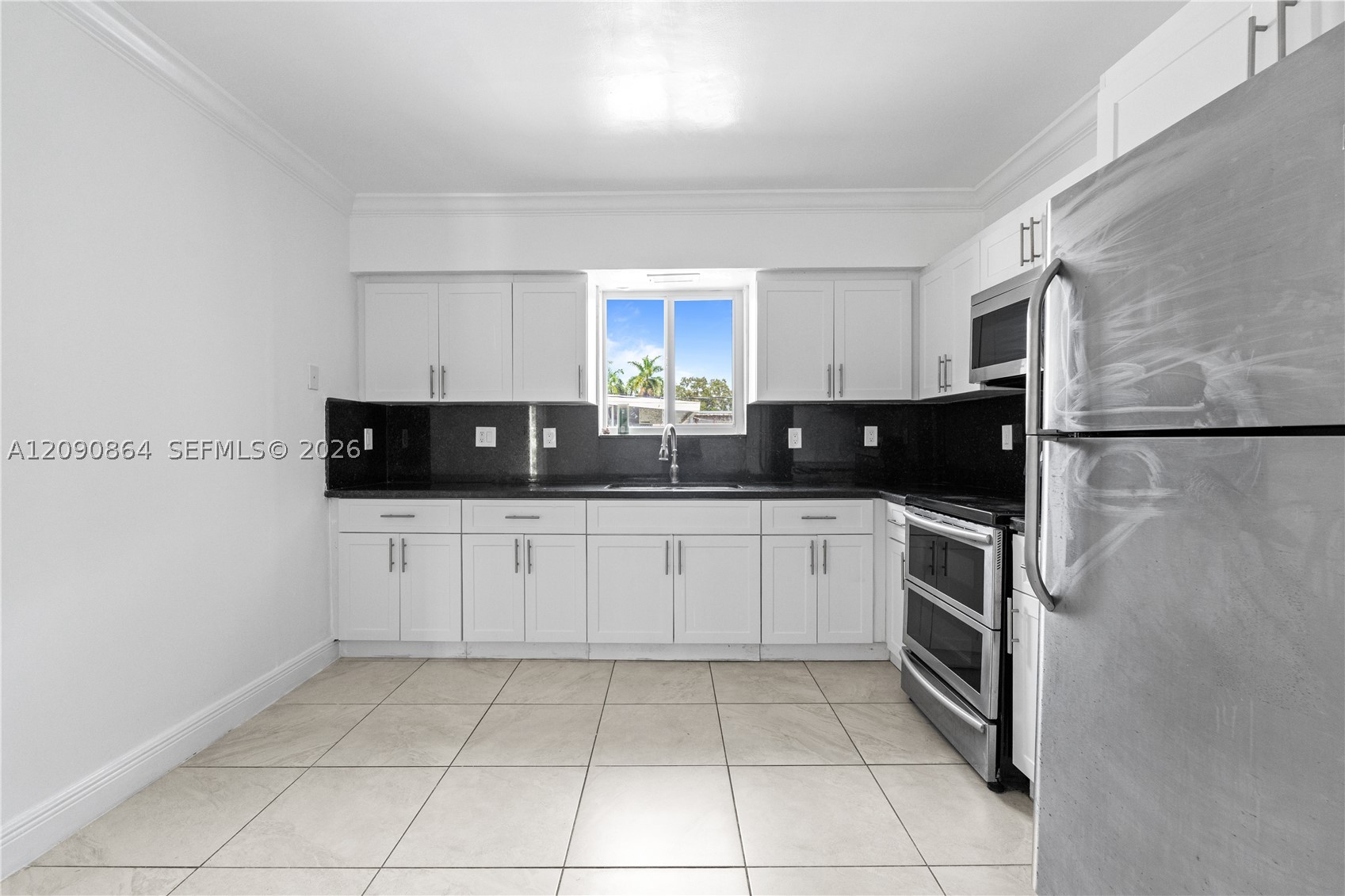 580 Lee Dr, Miami Springs FL 33166