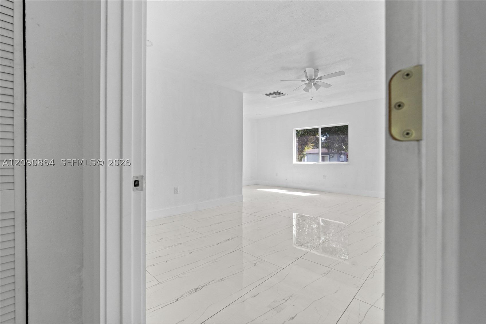 580 Lee Dr, Miami Springs FL 33166