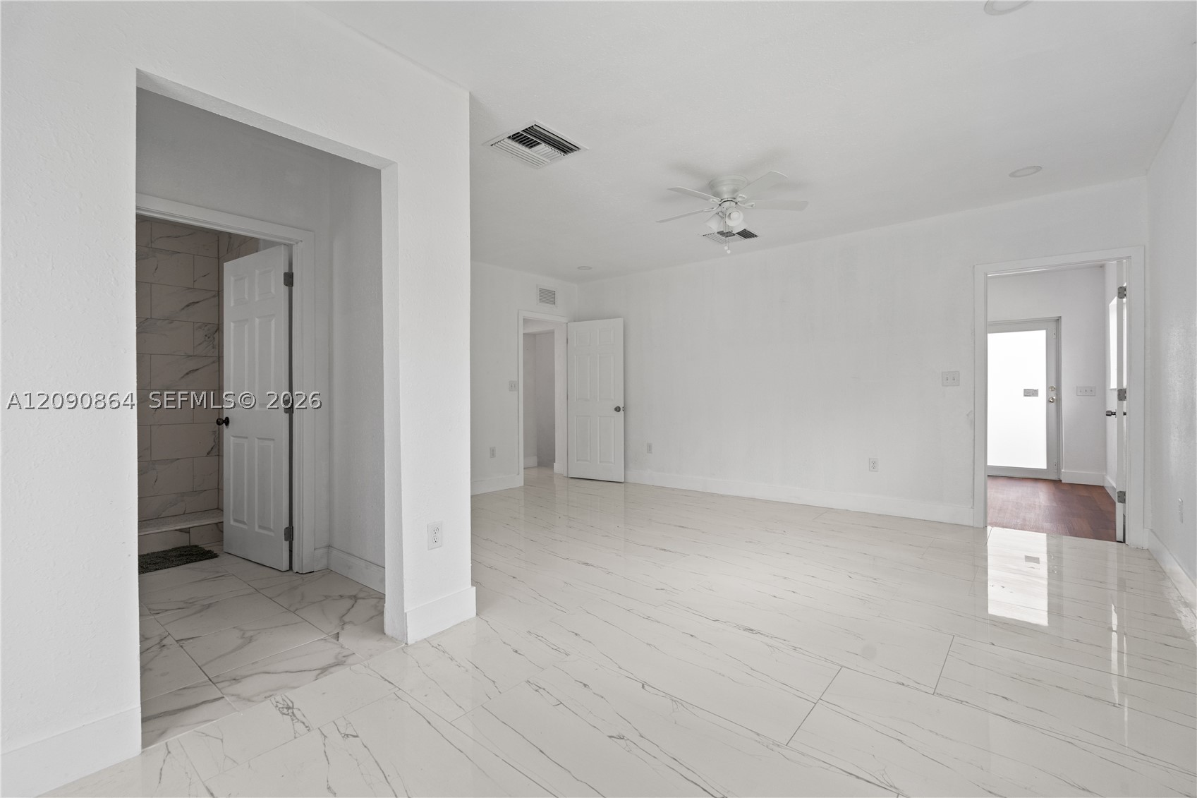 580 Lee Dr, Miami Springs FL 33166