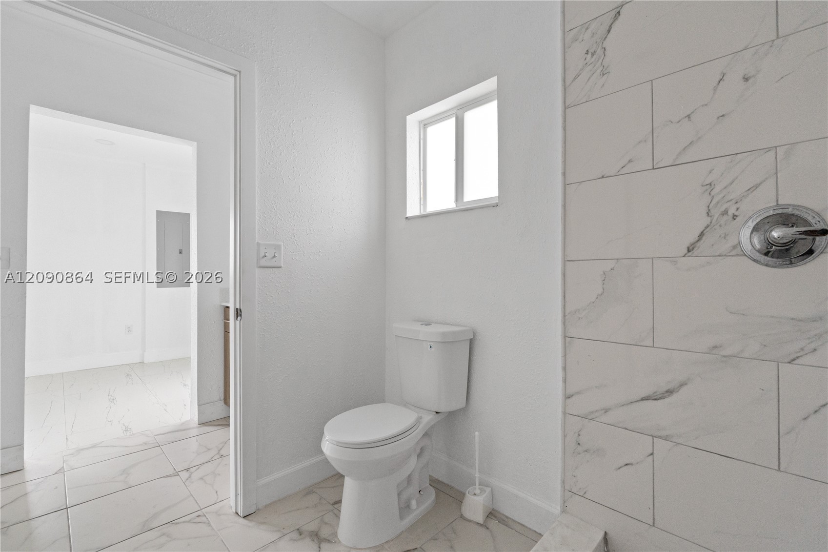 580 Lee Dr, Miami Springs FL 33166