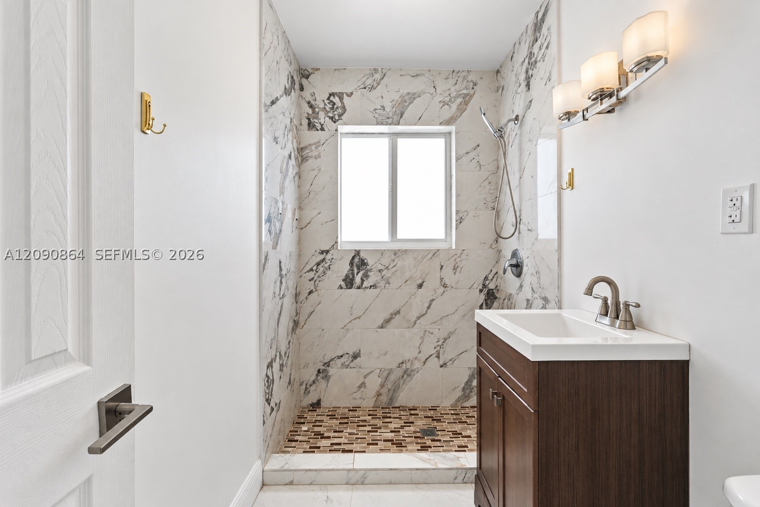 580 Lee Dr, Miami Springs FL 33166