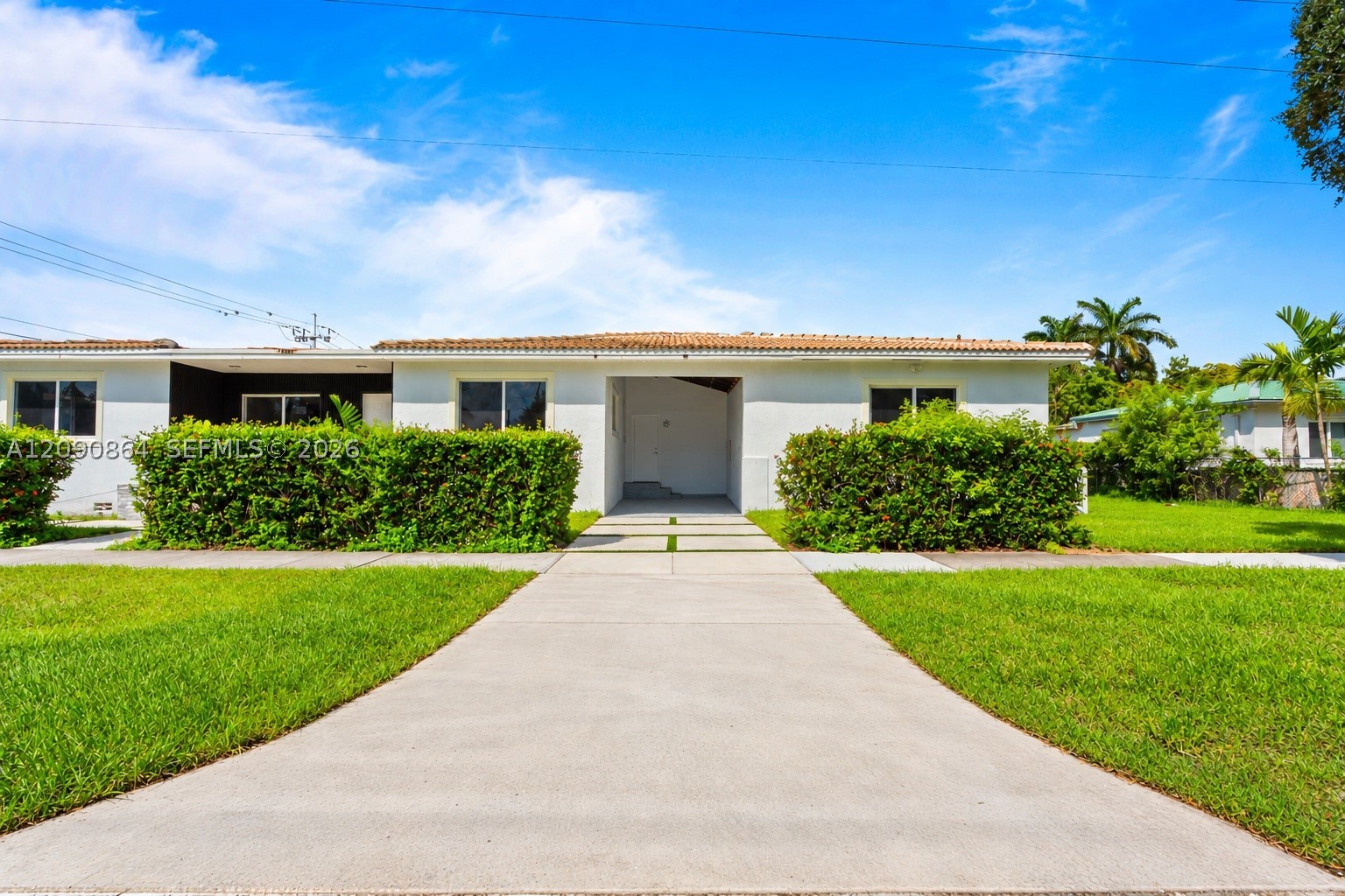 580 Lee Dr, Miami Springs FL 33166