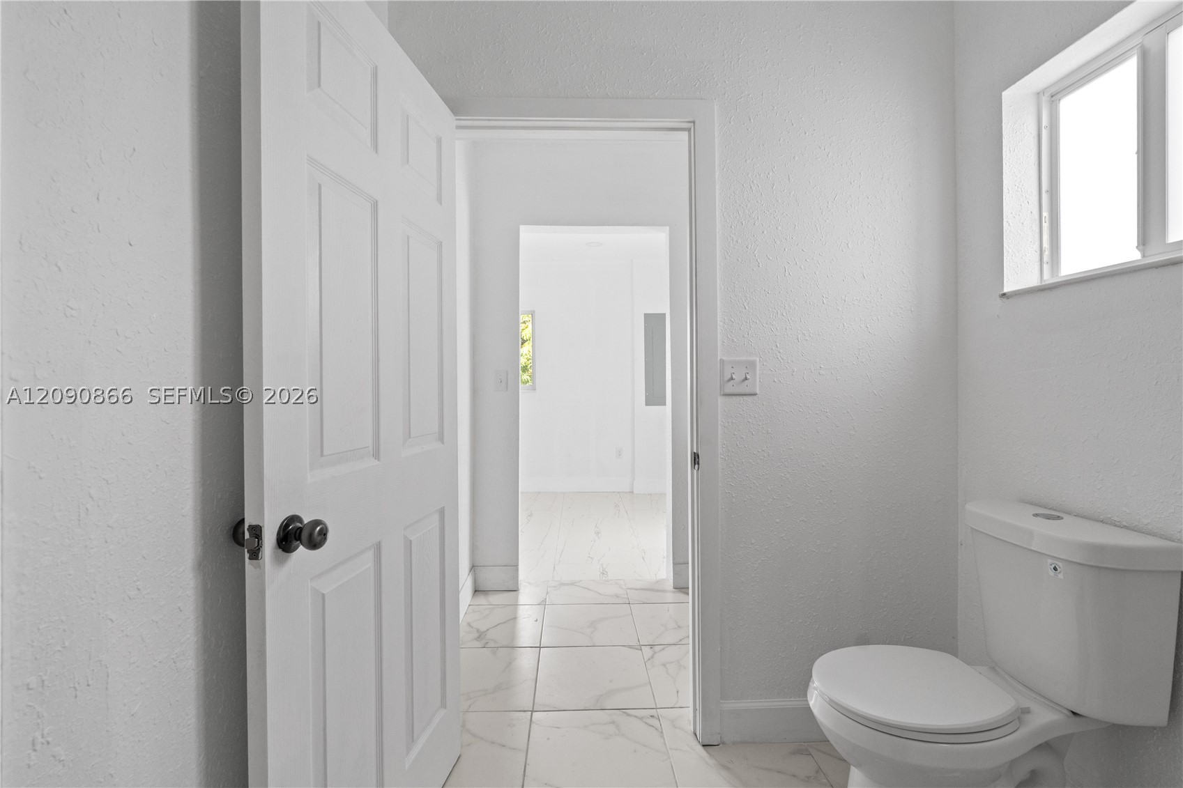 580 Lee Dr, Miami Springs FL 33166