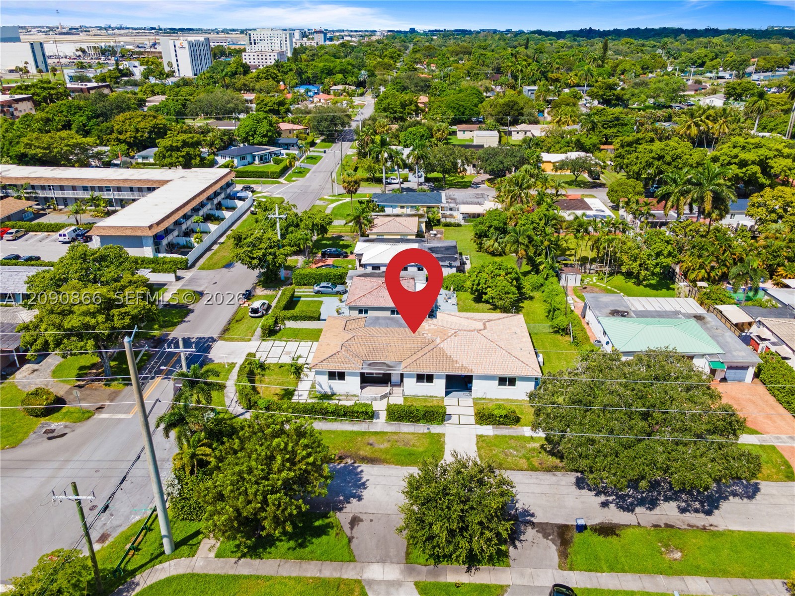 580 Lee Dr, Miami Springs FL 33166