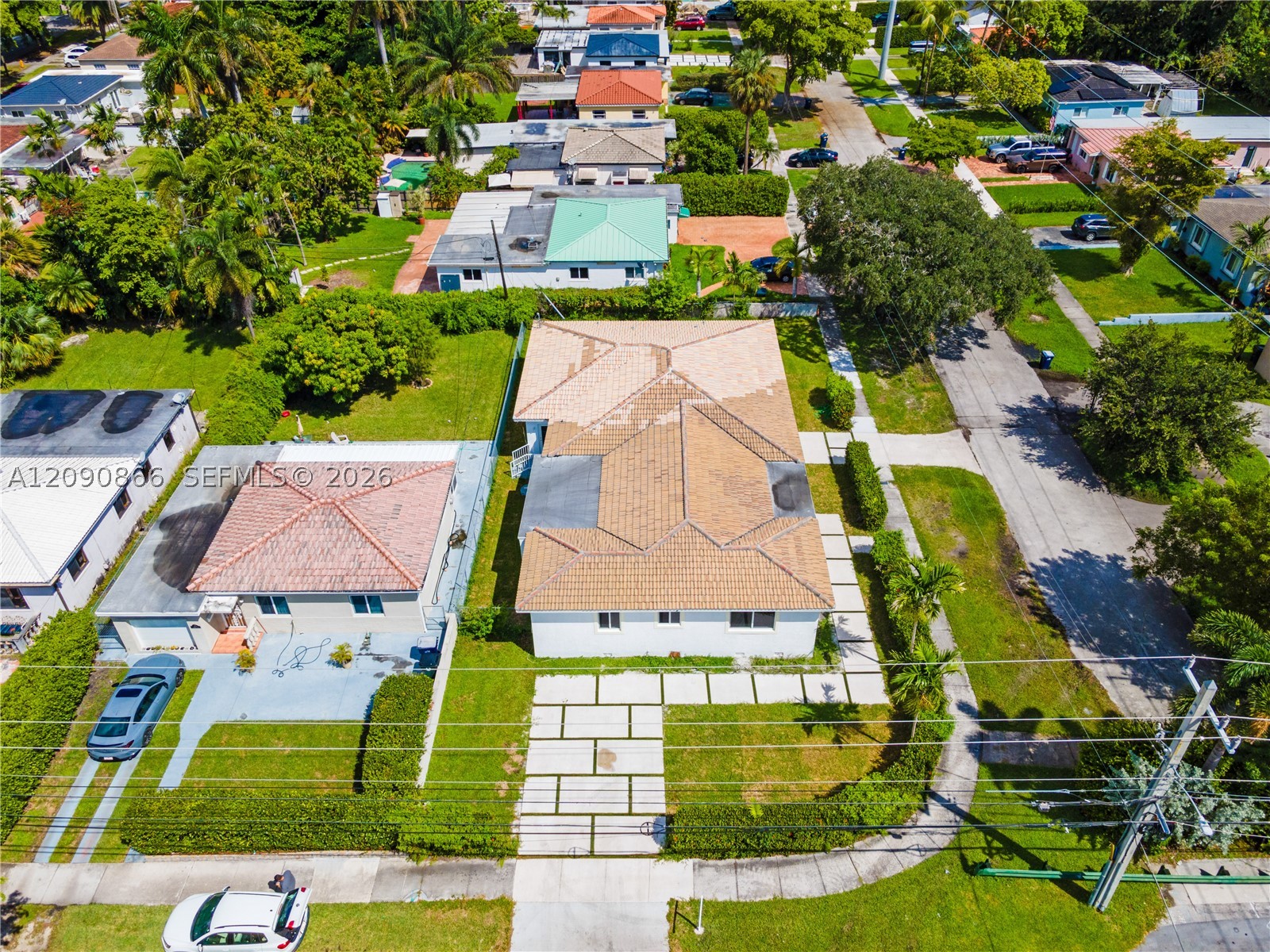 580 Lee Dr, Miami Springs FL 33166