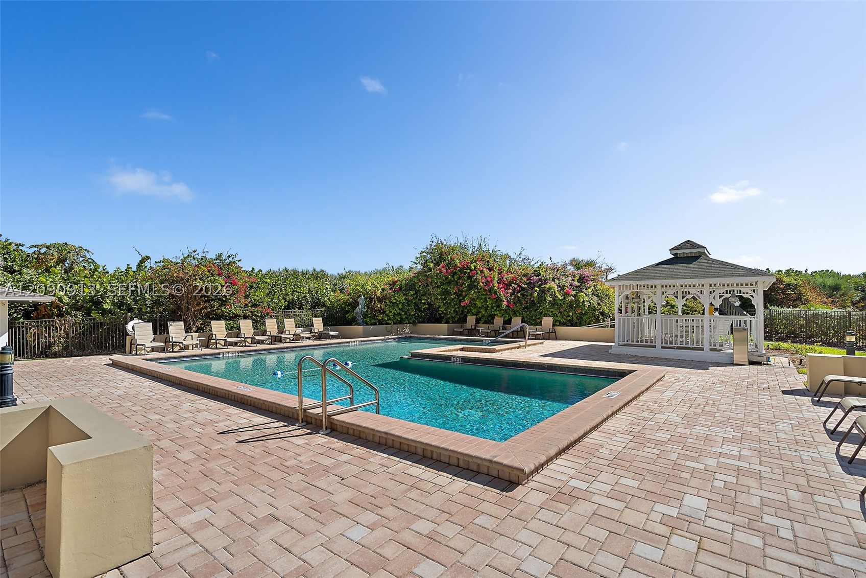 669 NE Plantation Rd #406, Hutchinson Island FL 34996