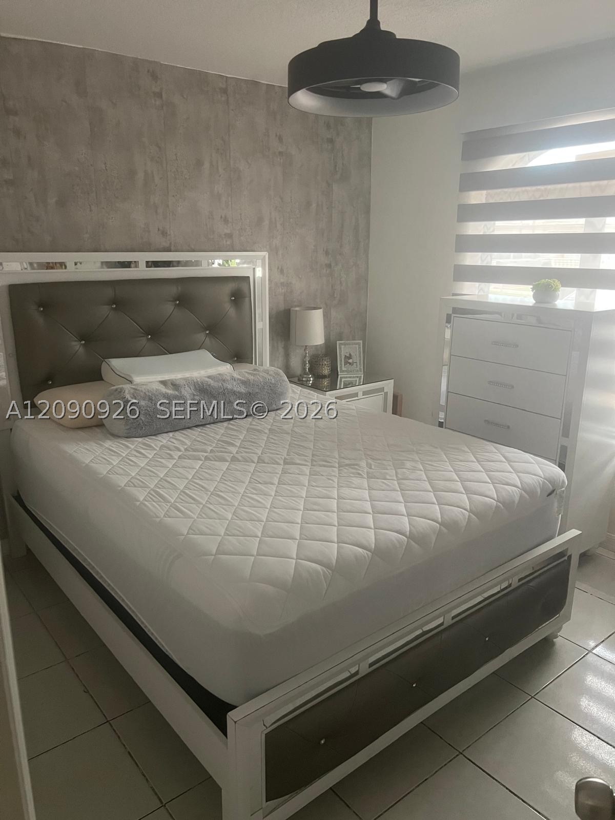 10071 NW 127 terrace, Hialeah Gardens FL 33018
