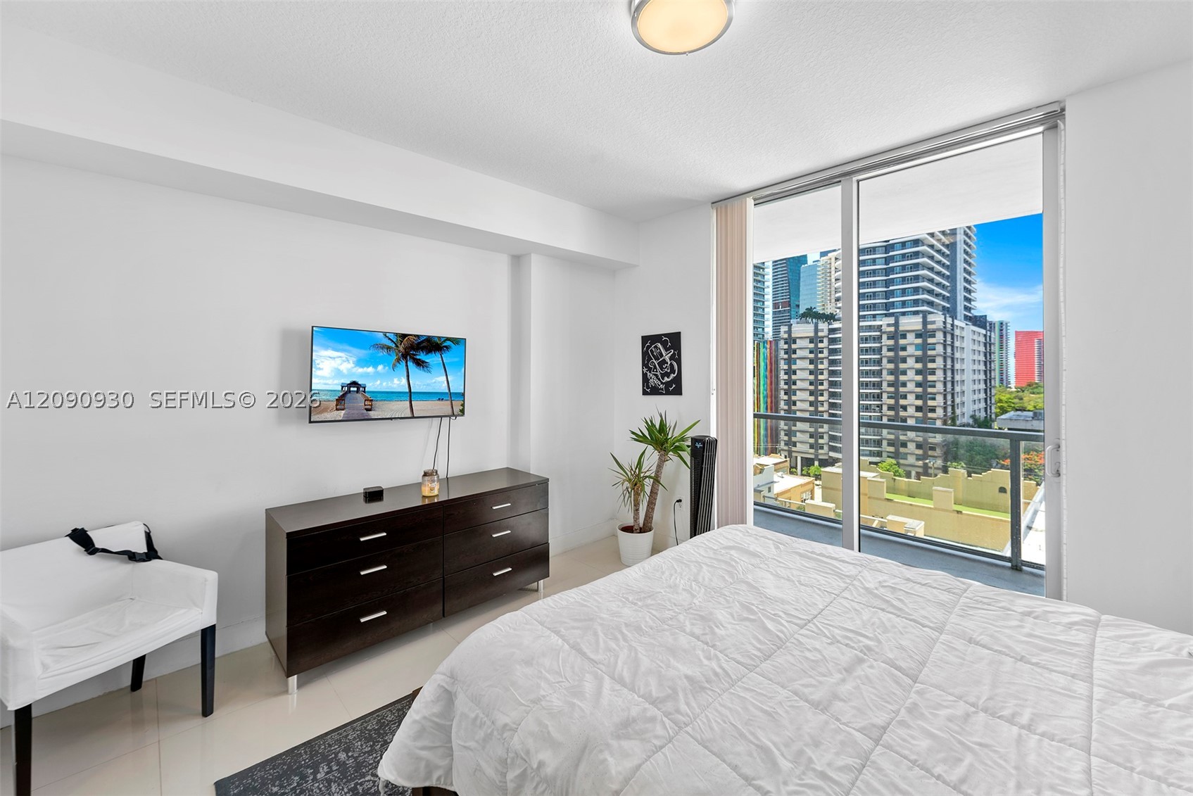 79 SW 12 St #1202-S, Miami FL 33130