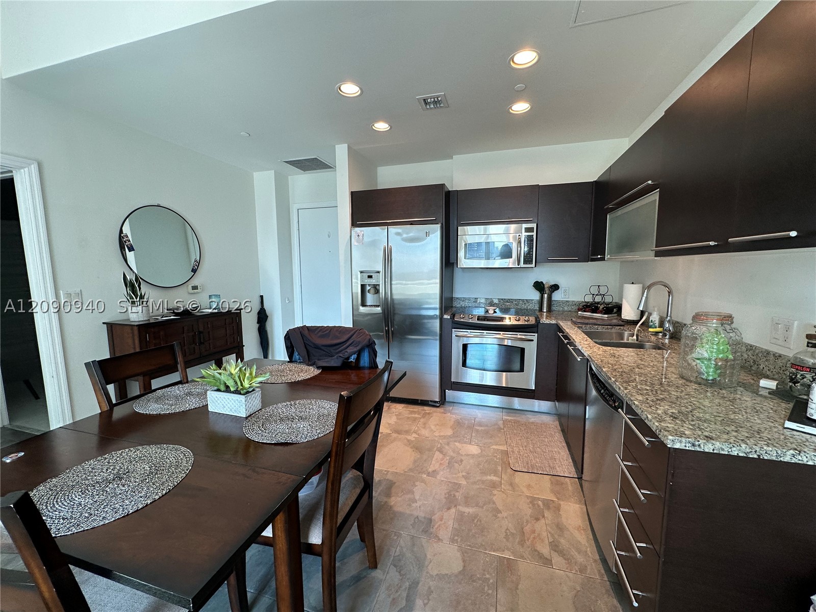 951 Brickell Ave #1009, Miami FL 33131