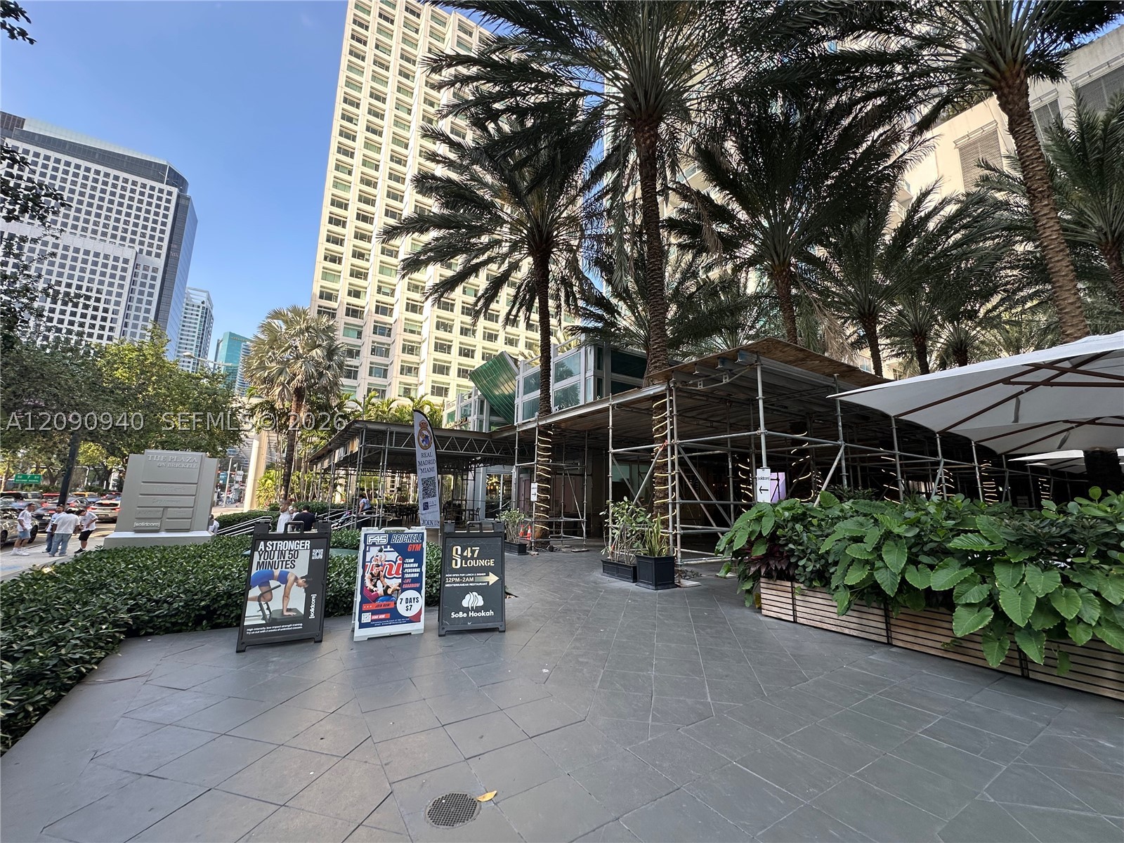 951 Brickell Ave #1009, Miami FL 33131