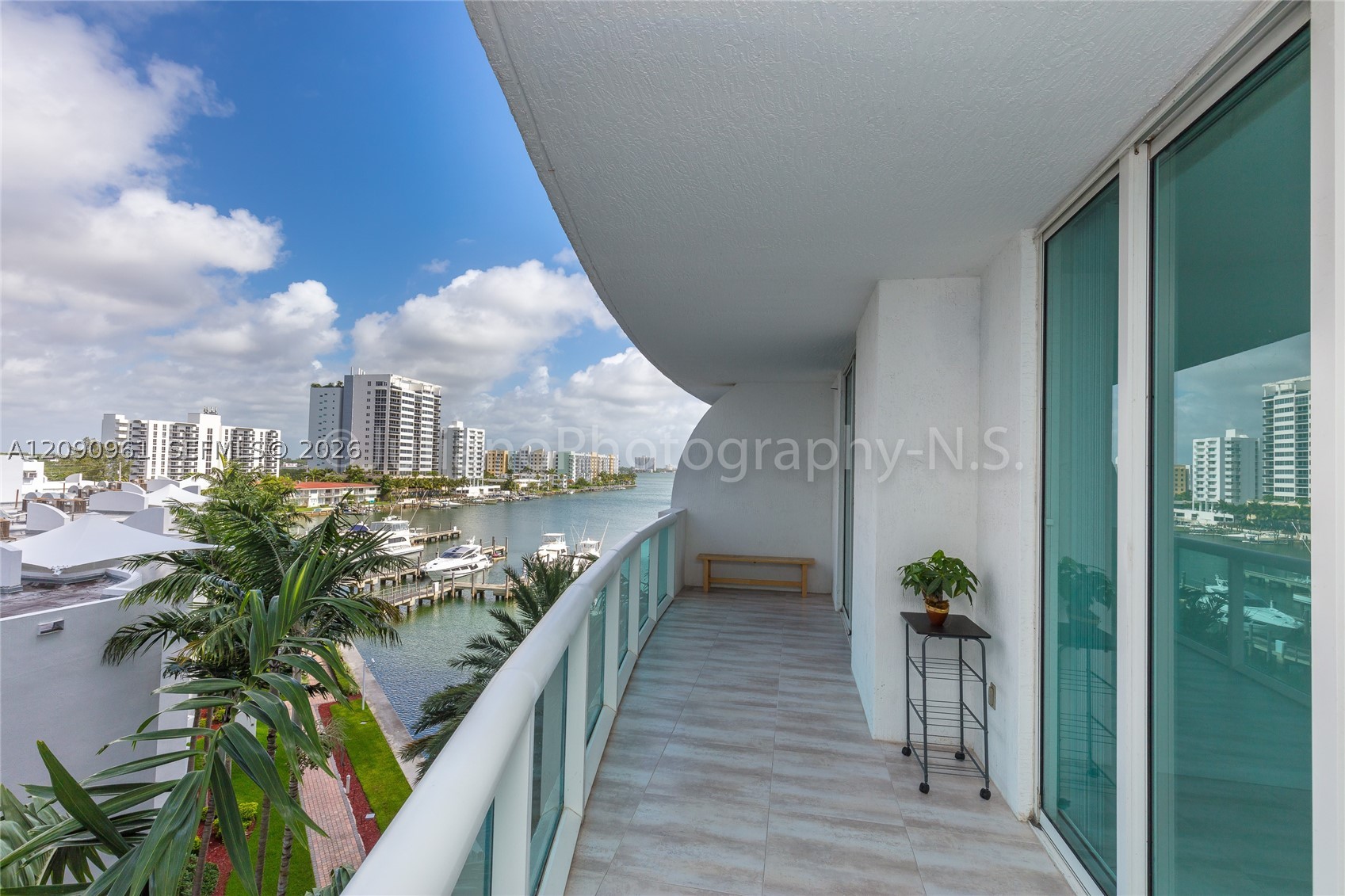 7910 Harbor Island Dr #507, North Bay Village FL 33141