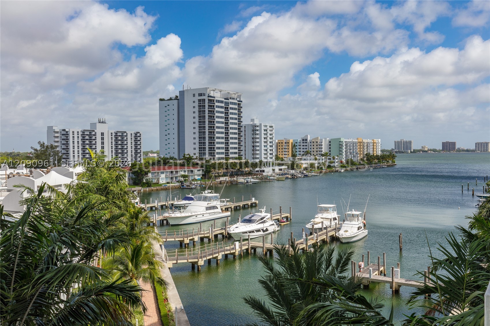 7910 Harbor Island Dr #507, North Bay Village FL 33141