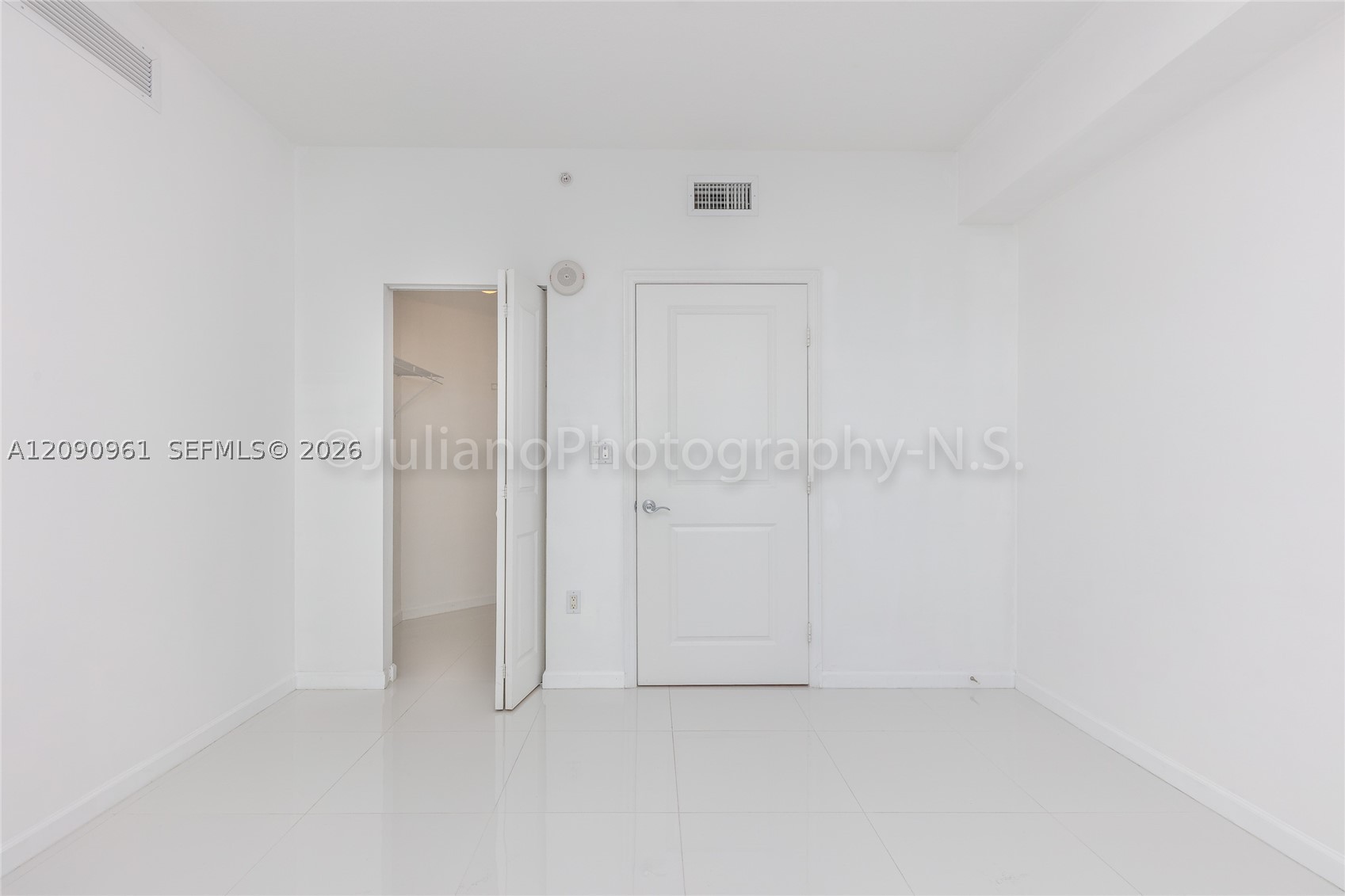 7910 Harbor Island Dr #507, North Bay Village FL 33141