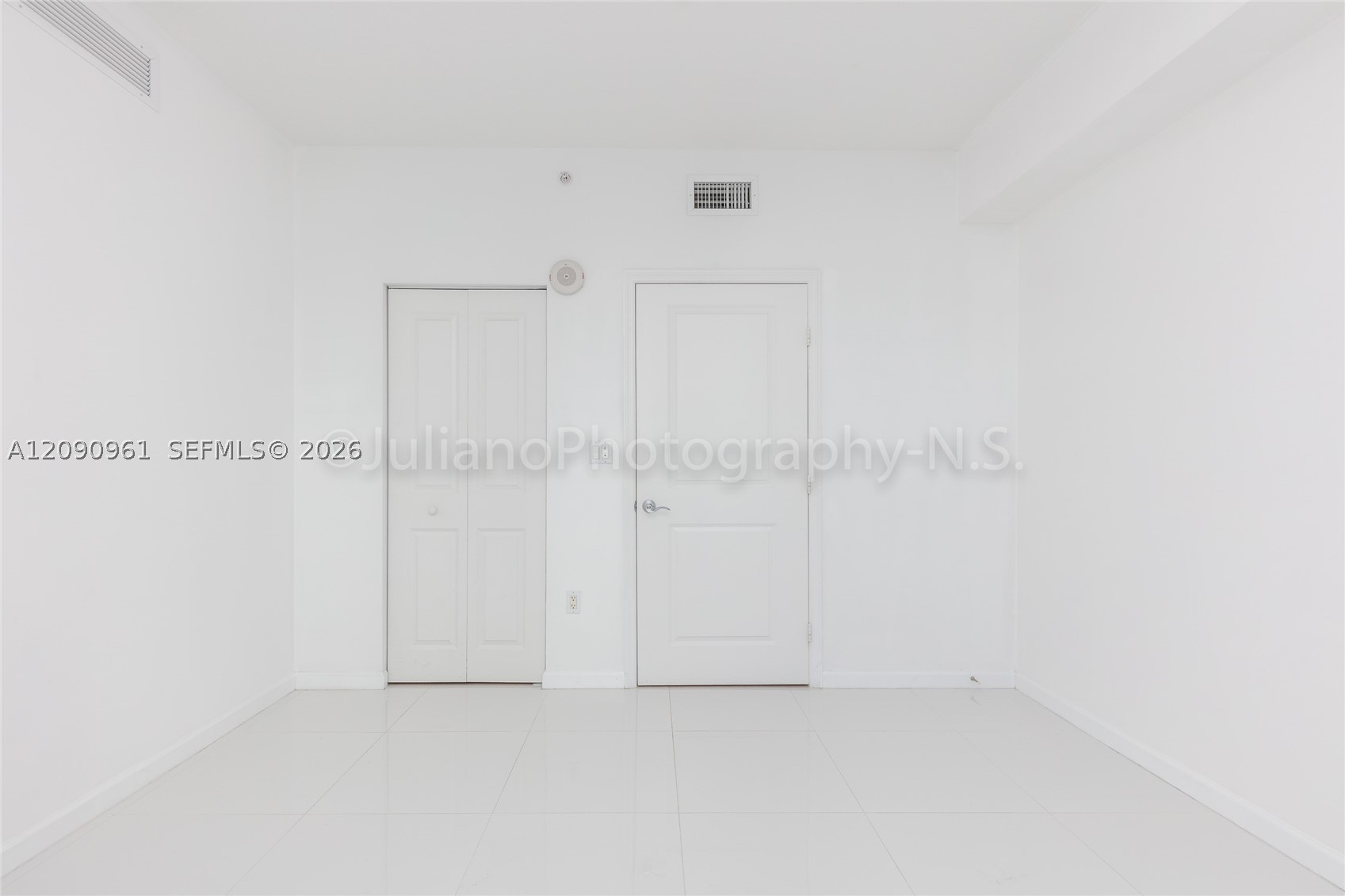 7910 Harbor Island Dr #507, North Bay Village FL 33141