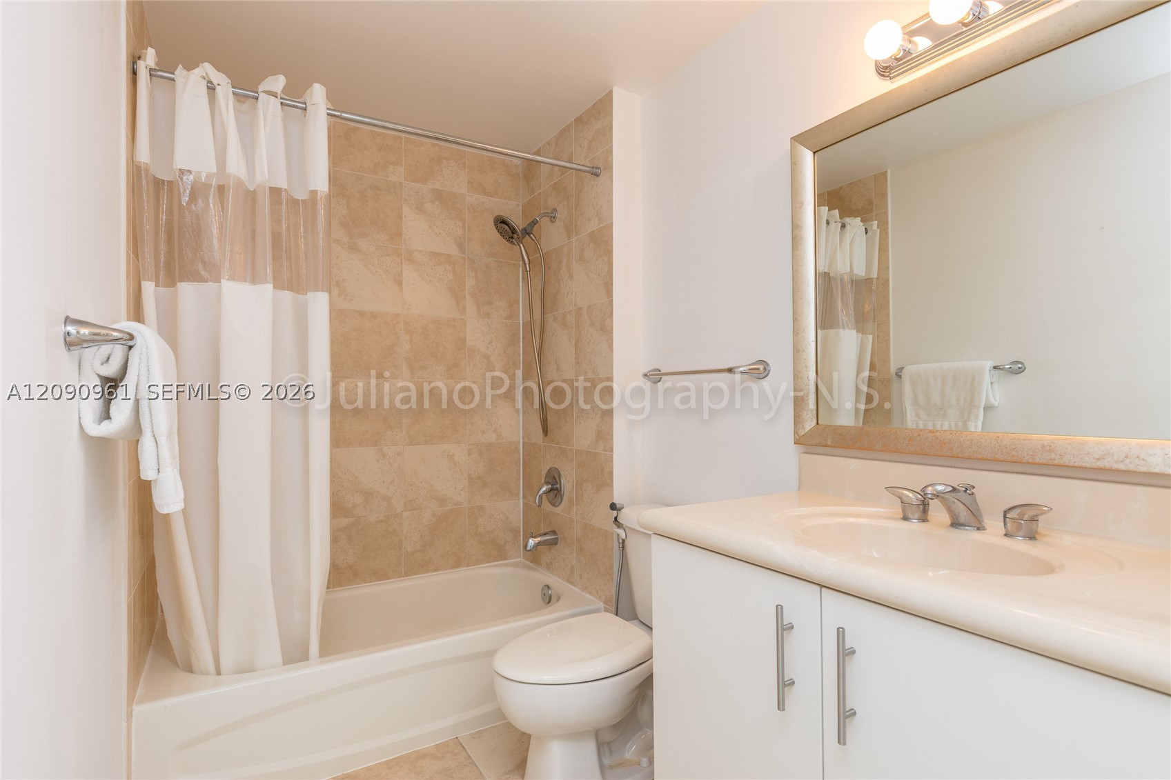 7910 Harbor Island Dr #507, North Bay Village FL 33141