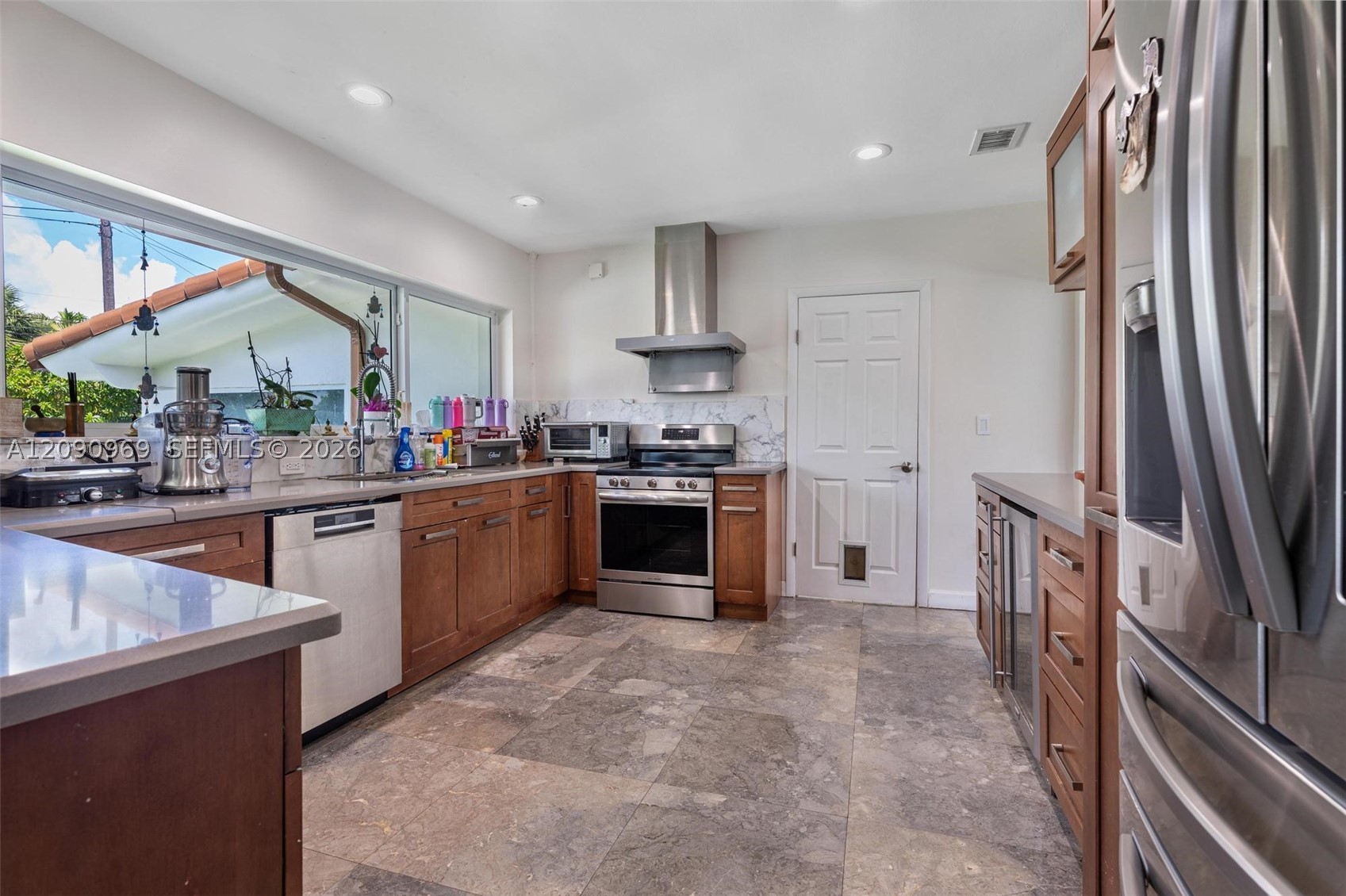 9217 Bay Dr, Surfside FL 33154