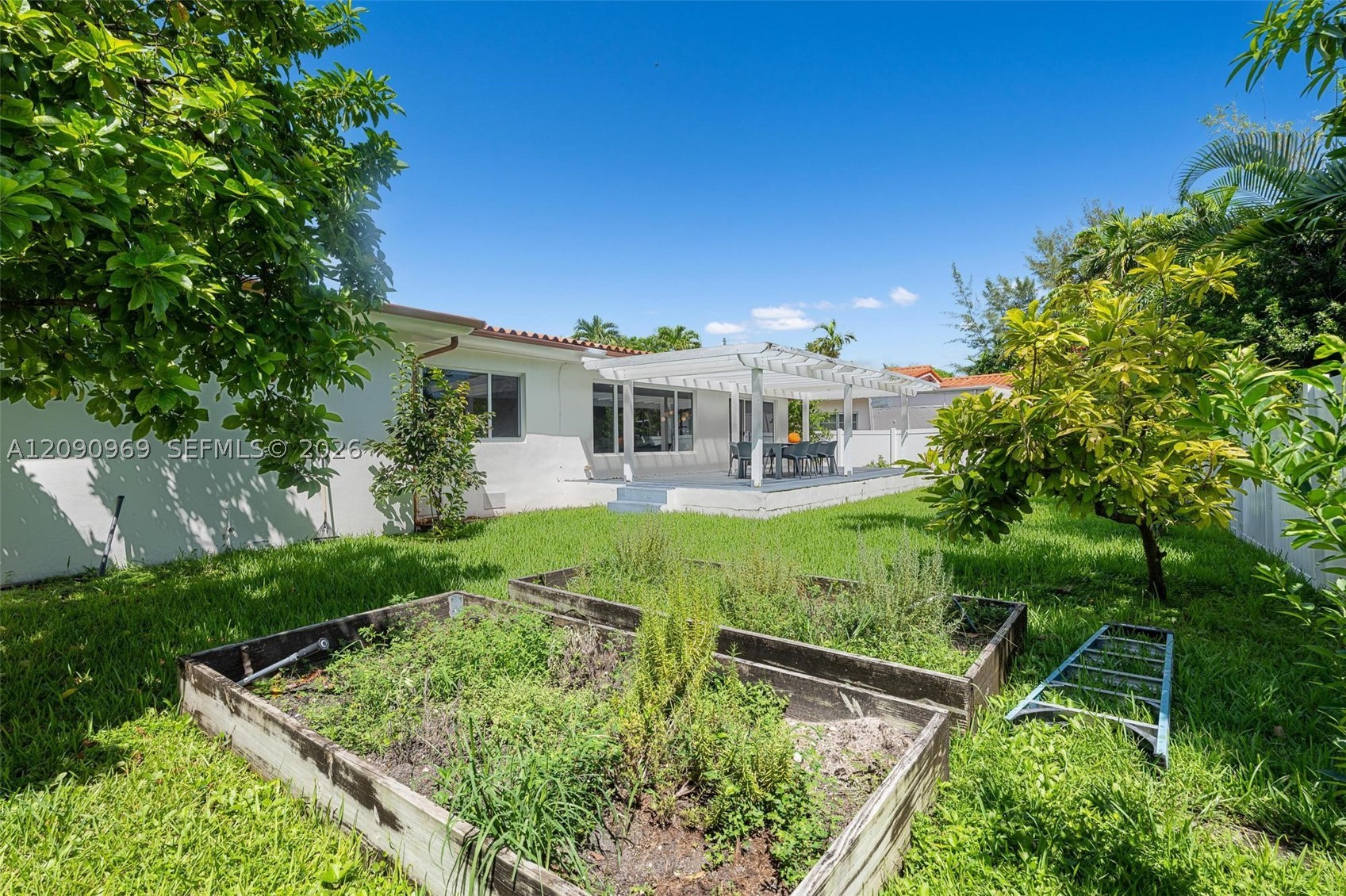 9217 Bay Dr, Surfside FL 33154