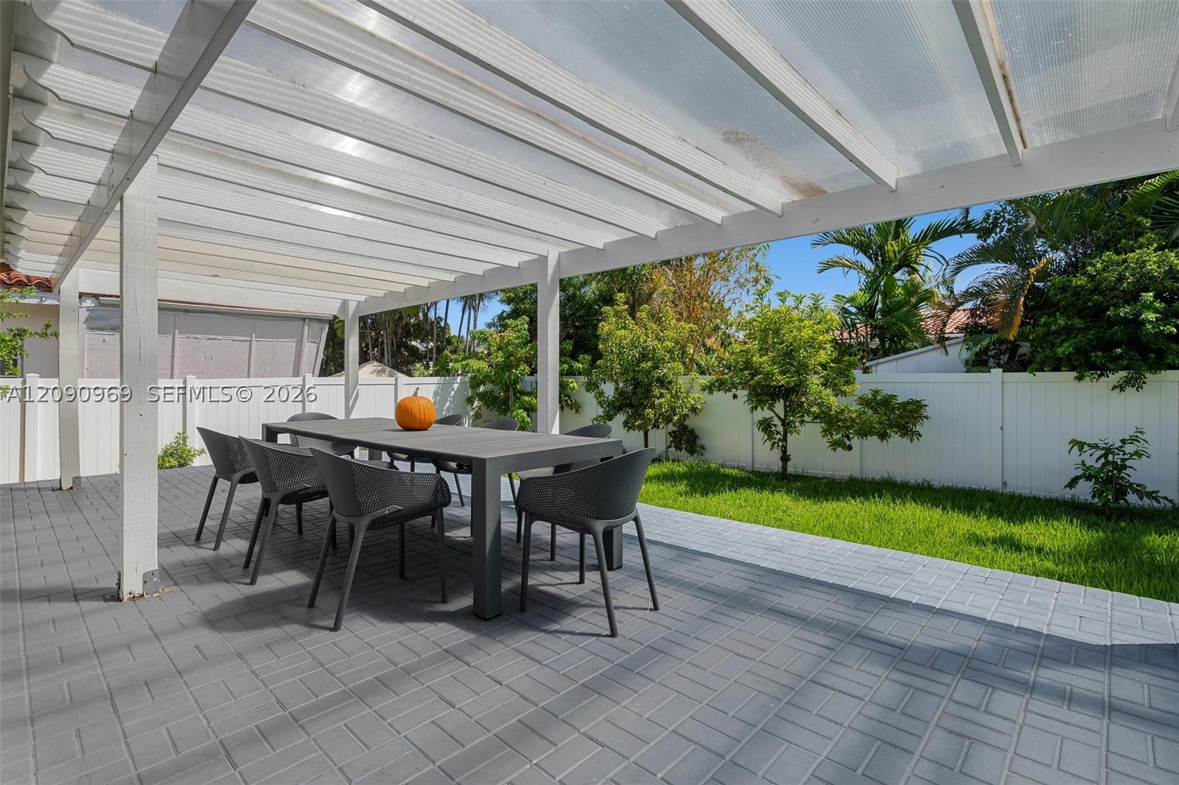 9217 Bay Dr, Surfside FL 33154