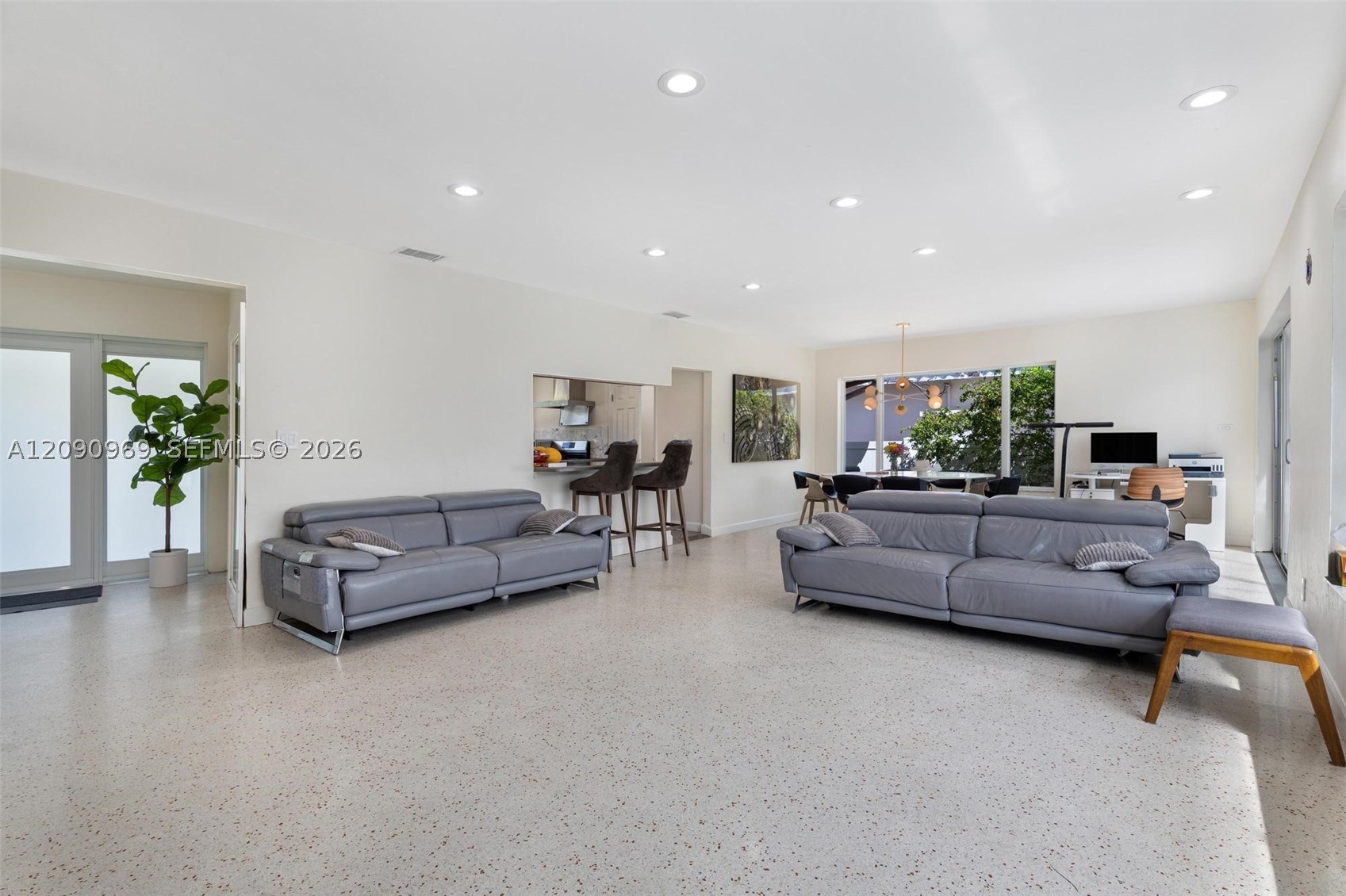 9217 Bay Dr, Surfside FL 33154
