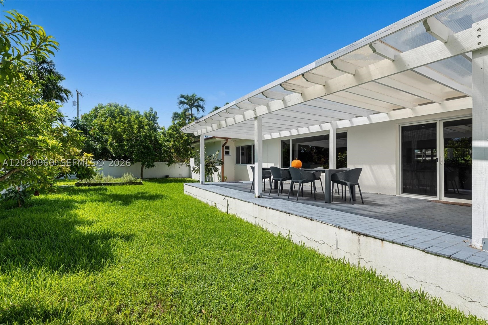 9217 Bay Dr, Surfside FL 33154