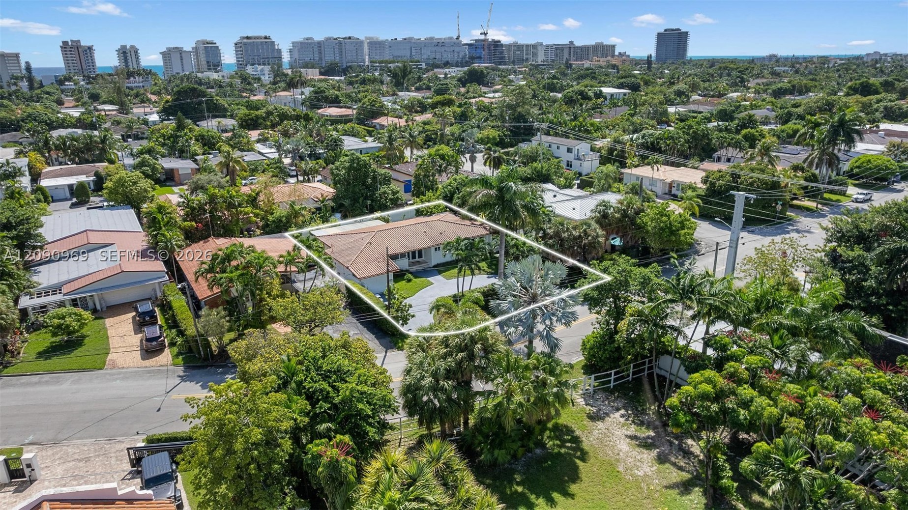 9217 Bay Dr, Surfside FL 33154