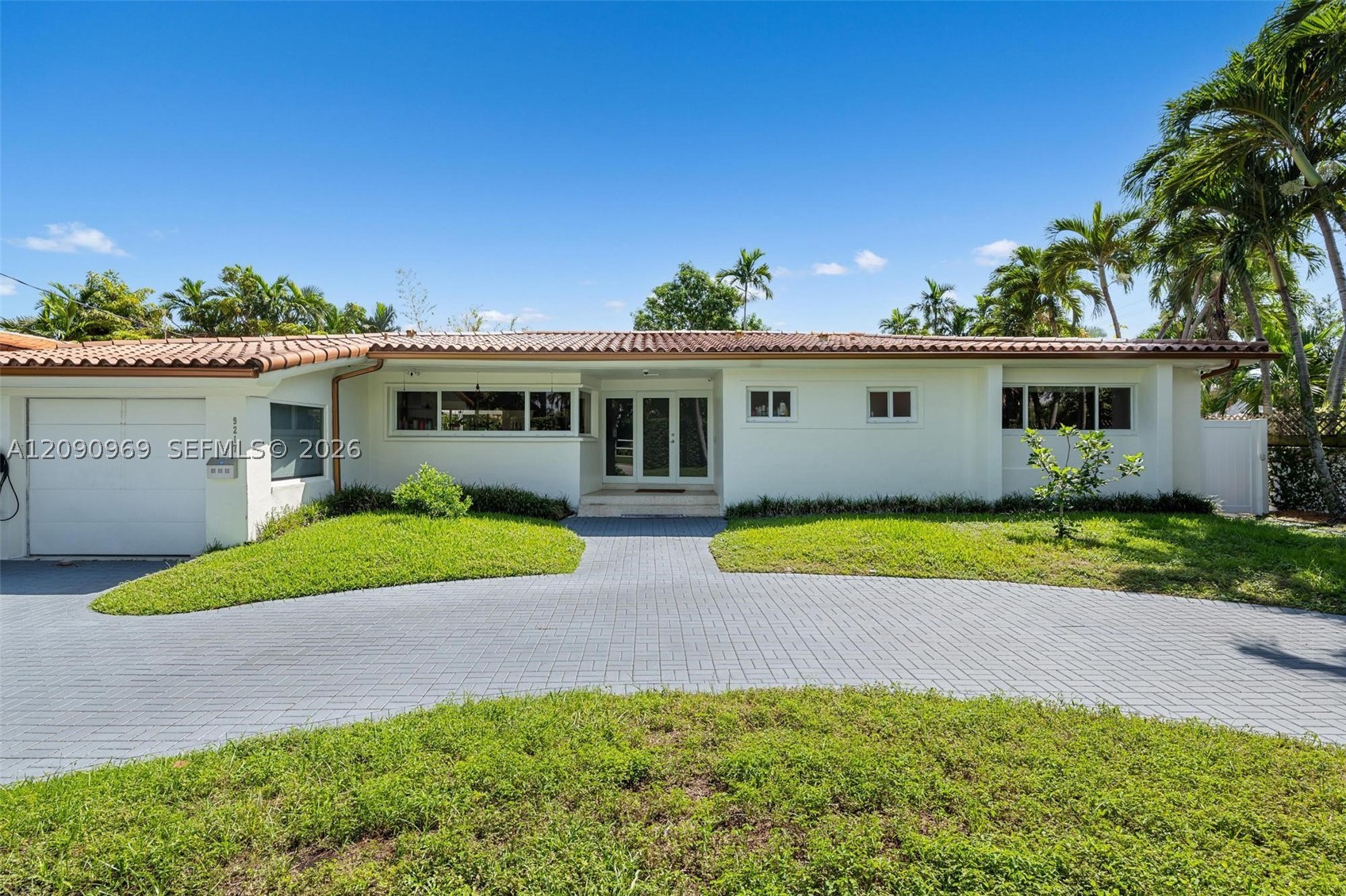 9217 Bay Dr, Surfside FL 33154