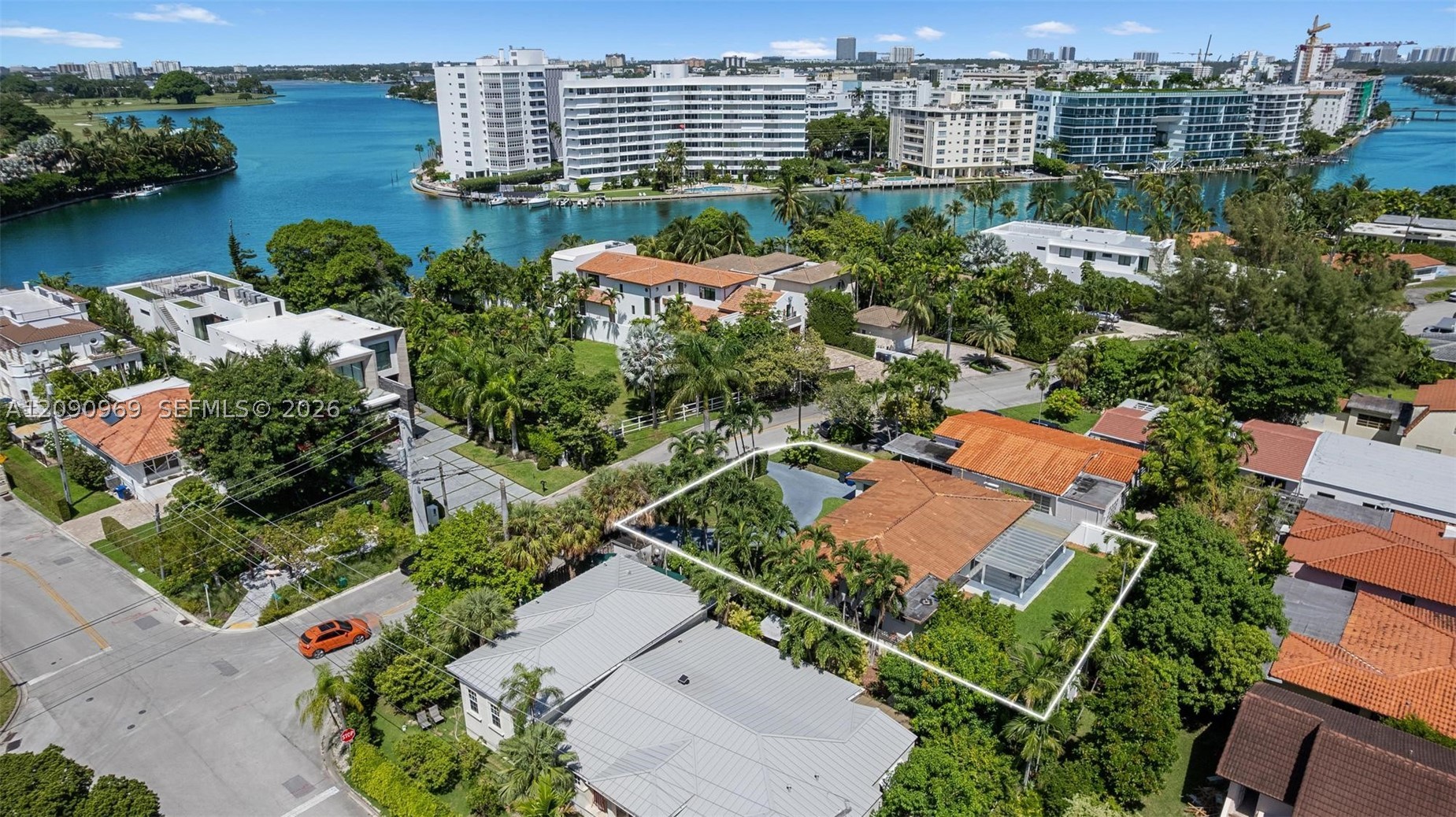 9217 Bay Dr, Surfside FL 33154