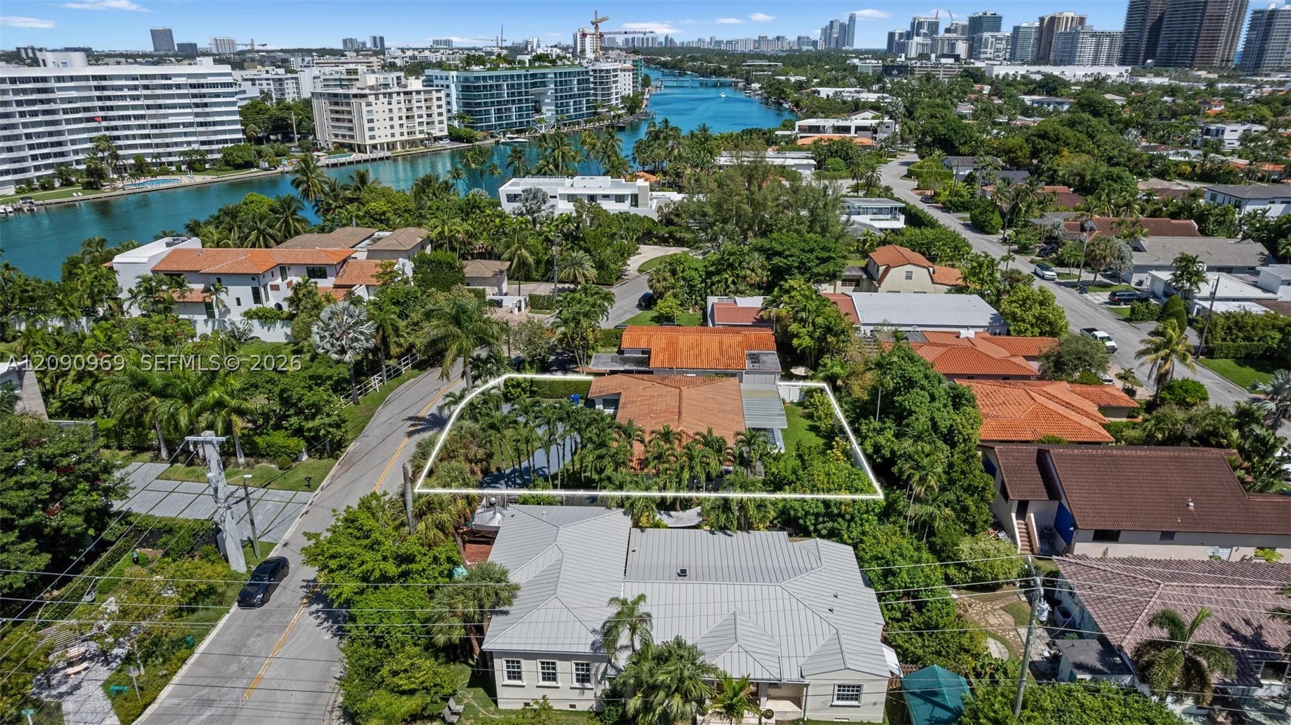 9217 Bay Dr, Surfside FL 33154