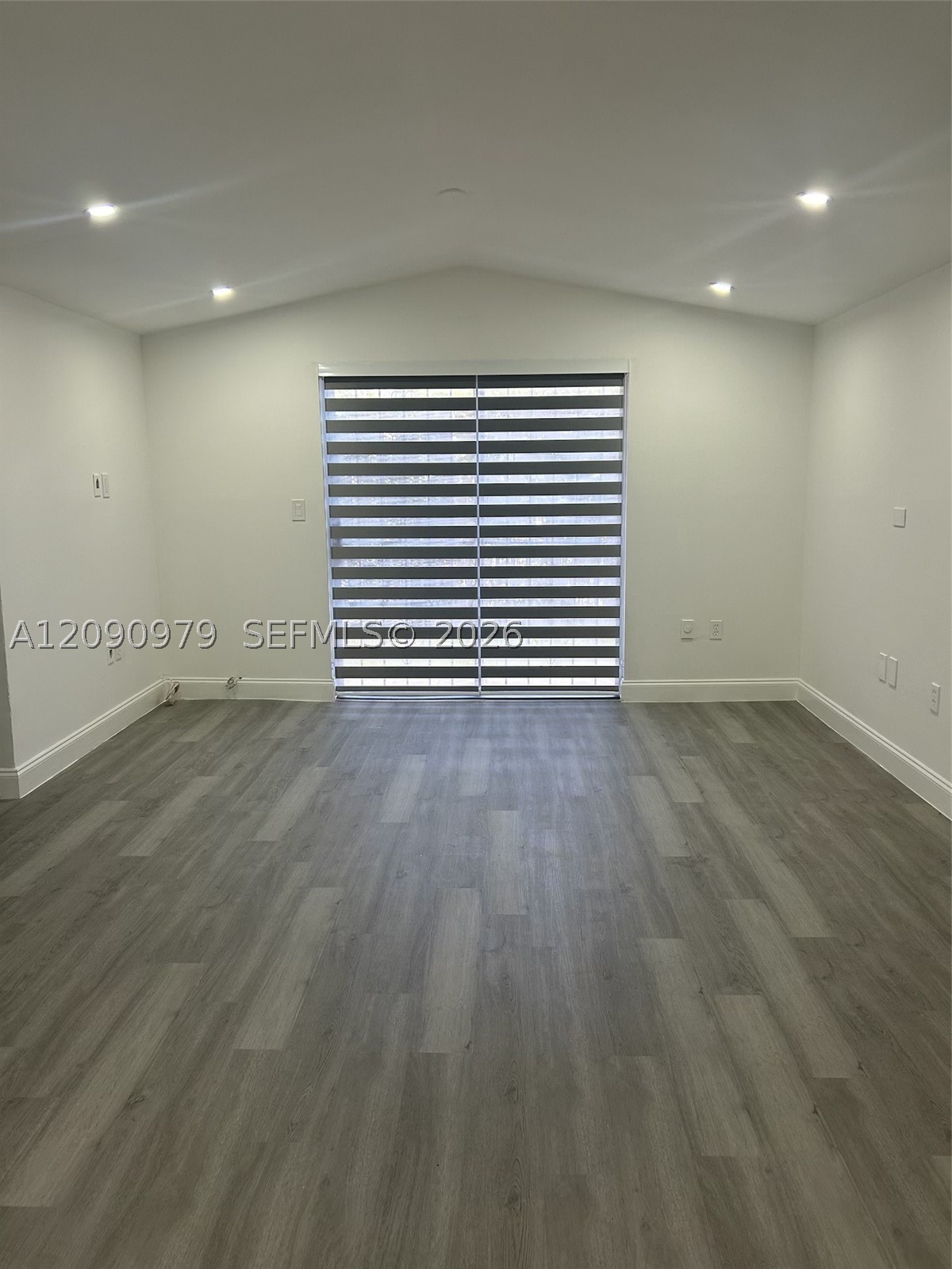 4725 NW 7th St #110-3, Miami FL 33126