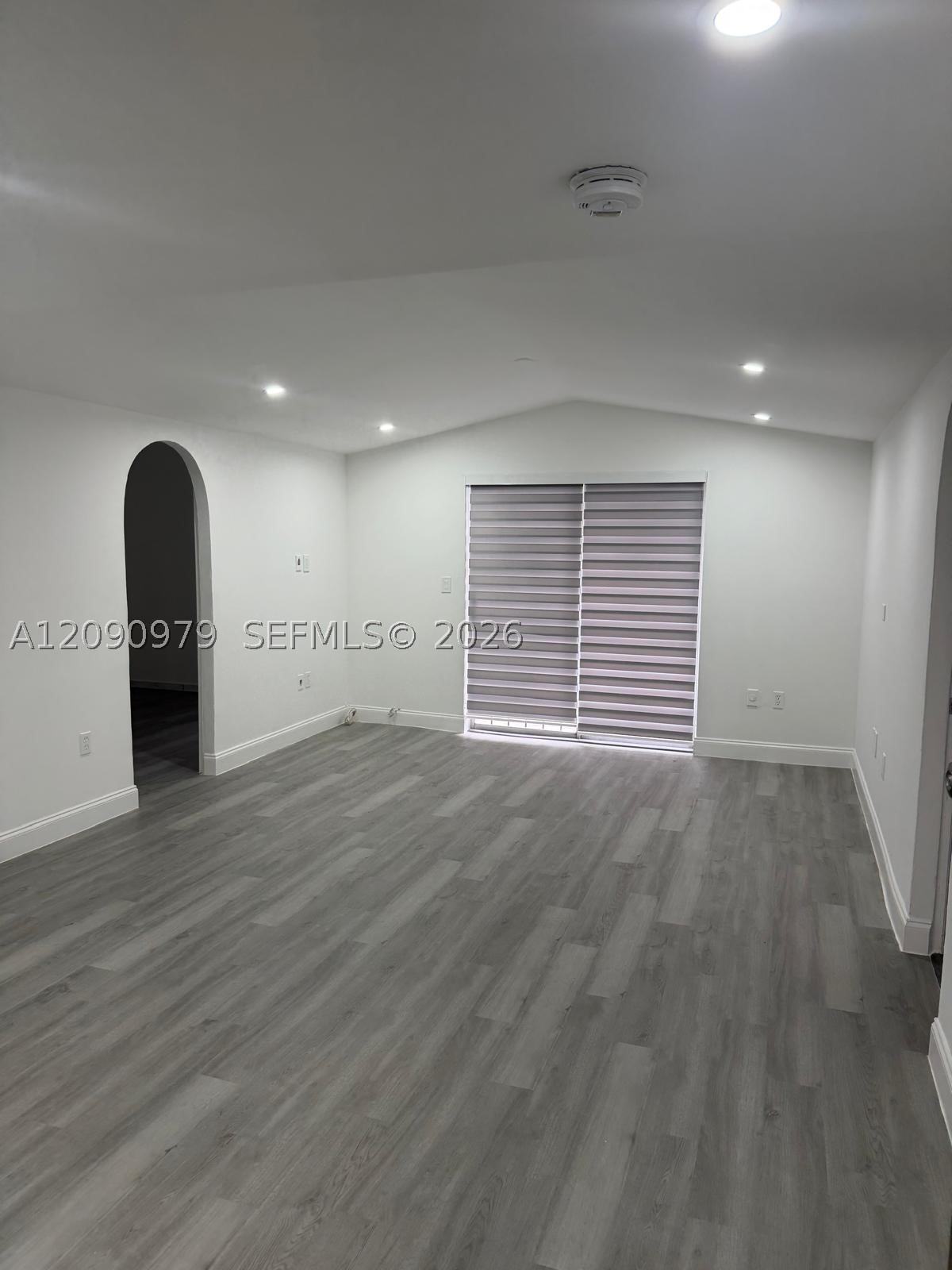 4725 NW 7th St #110-3, Miami FL 33126