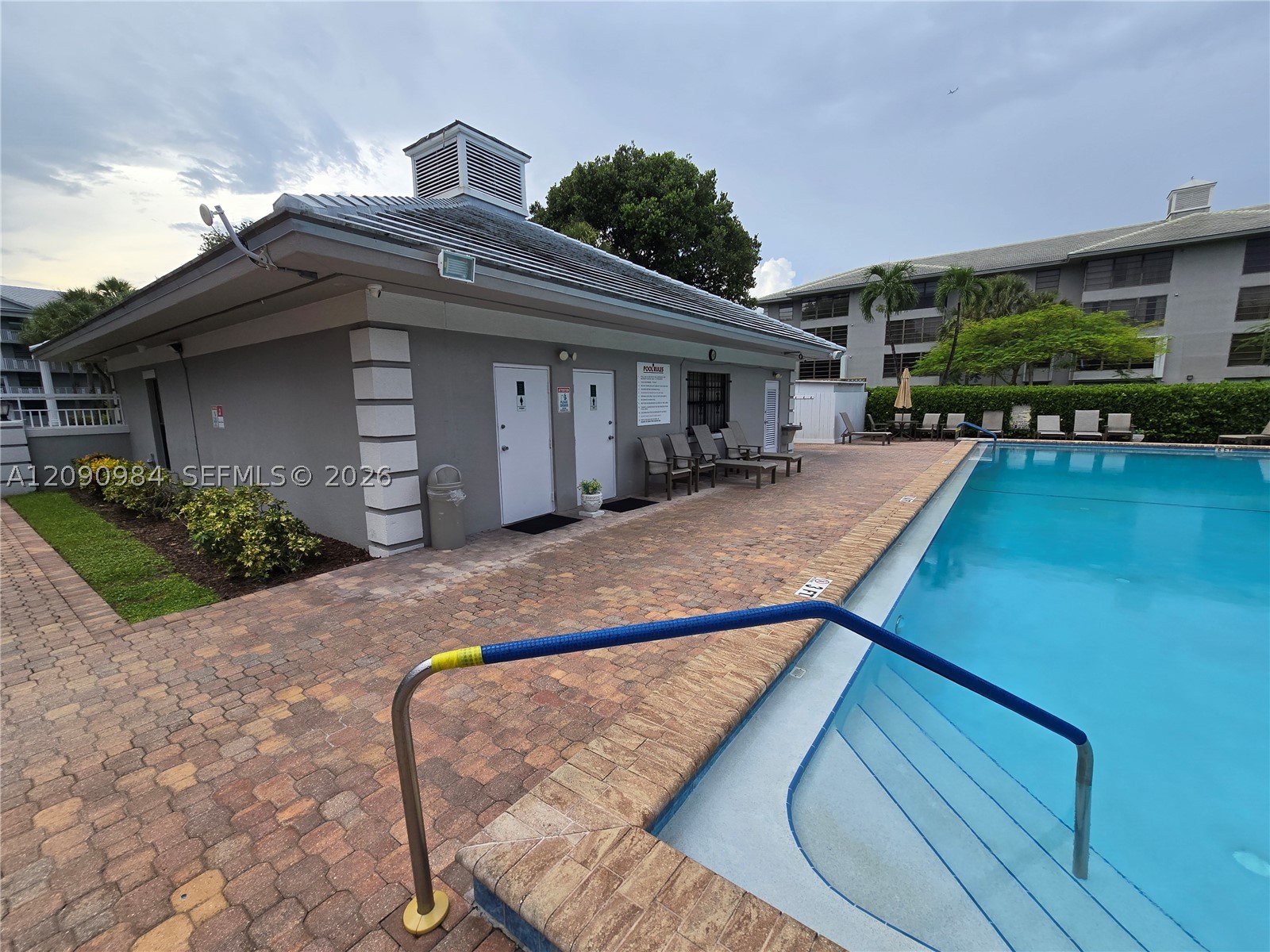 1526 Whitehall Dr #304, Davie FL 33324